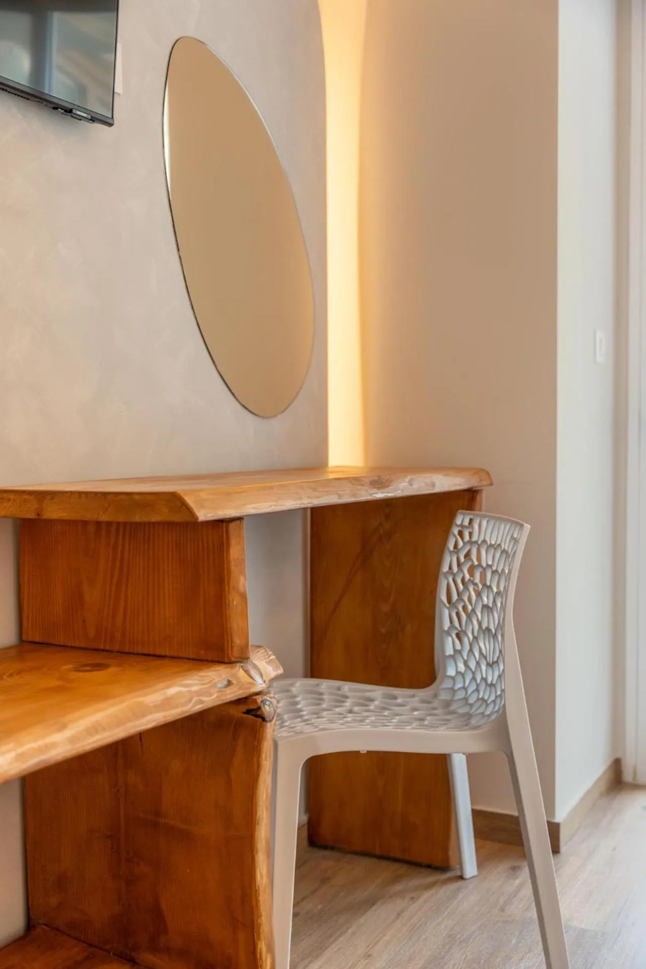 Decorative detail in Arte Hotel