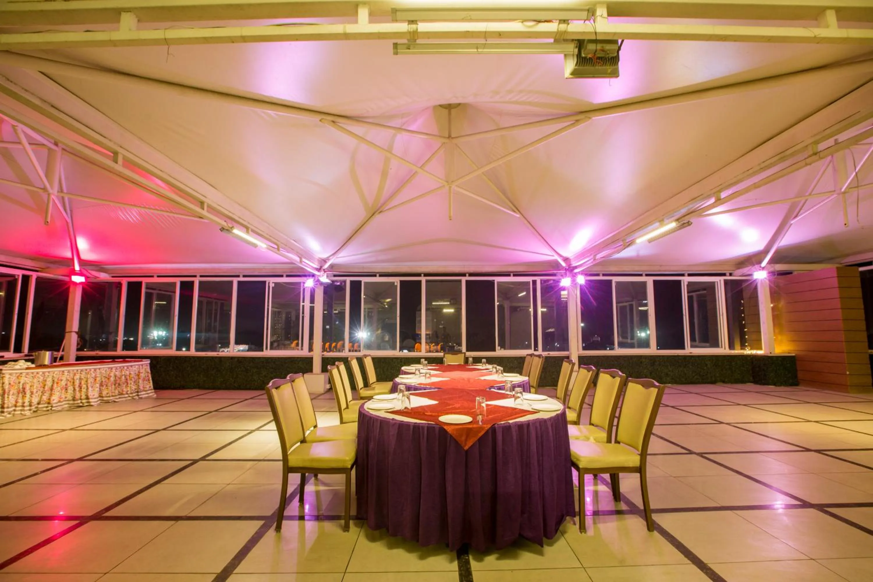 Meeting/conference room in Hotel Shubh Inn