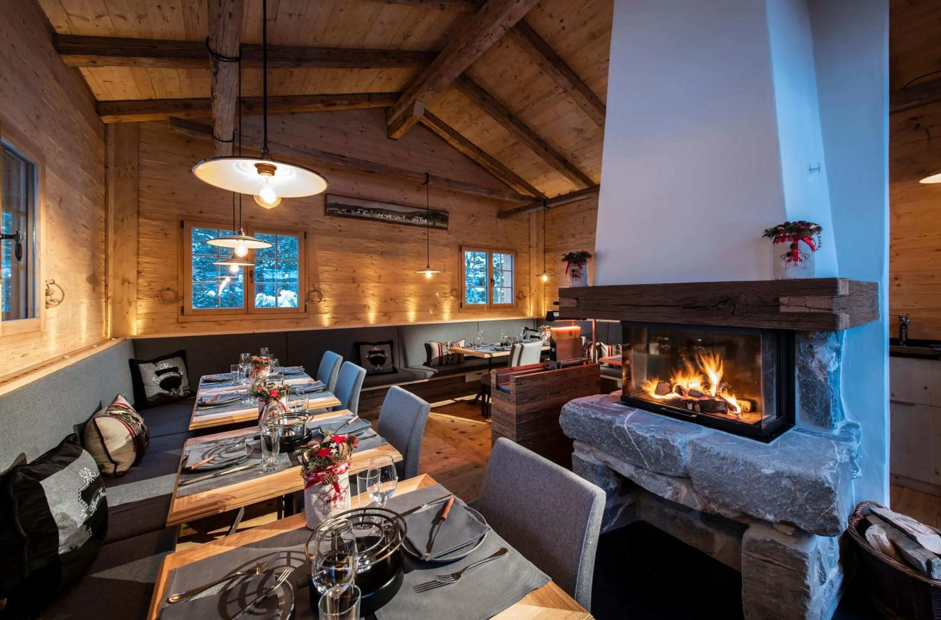 Restaurant/places to eat in GOLFHOTEL Les Hauts de Gstaad & SPA