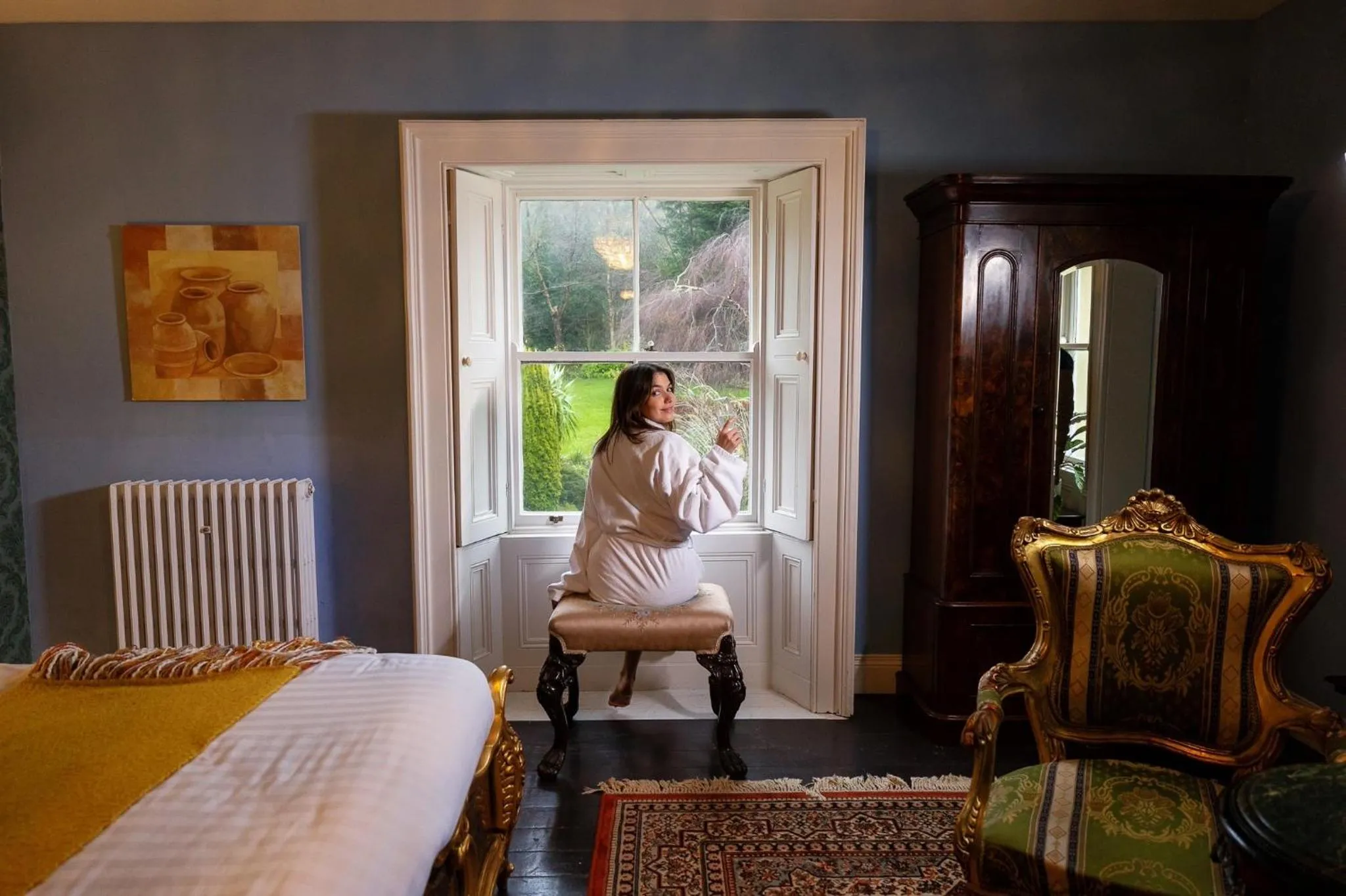 Photo of the whole room, Bed in Clone House Event Villa