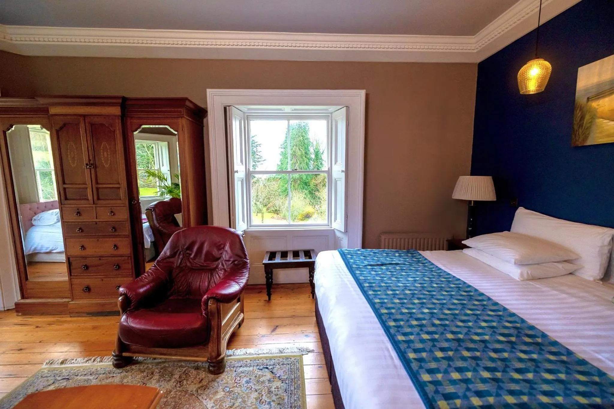 Photo of the whole room, Bed in Clone House Event Villa