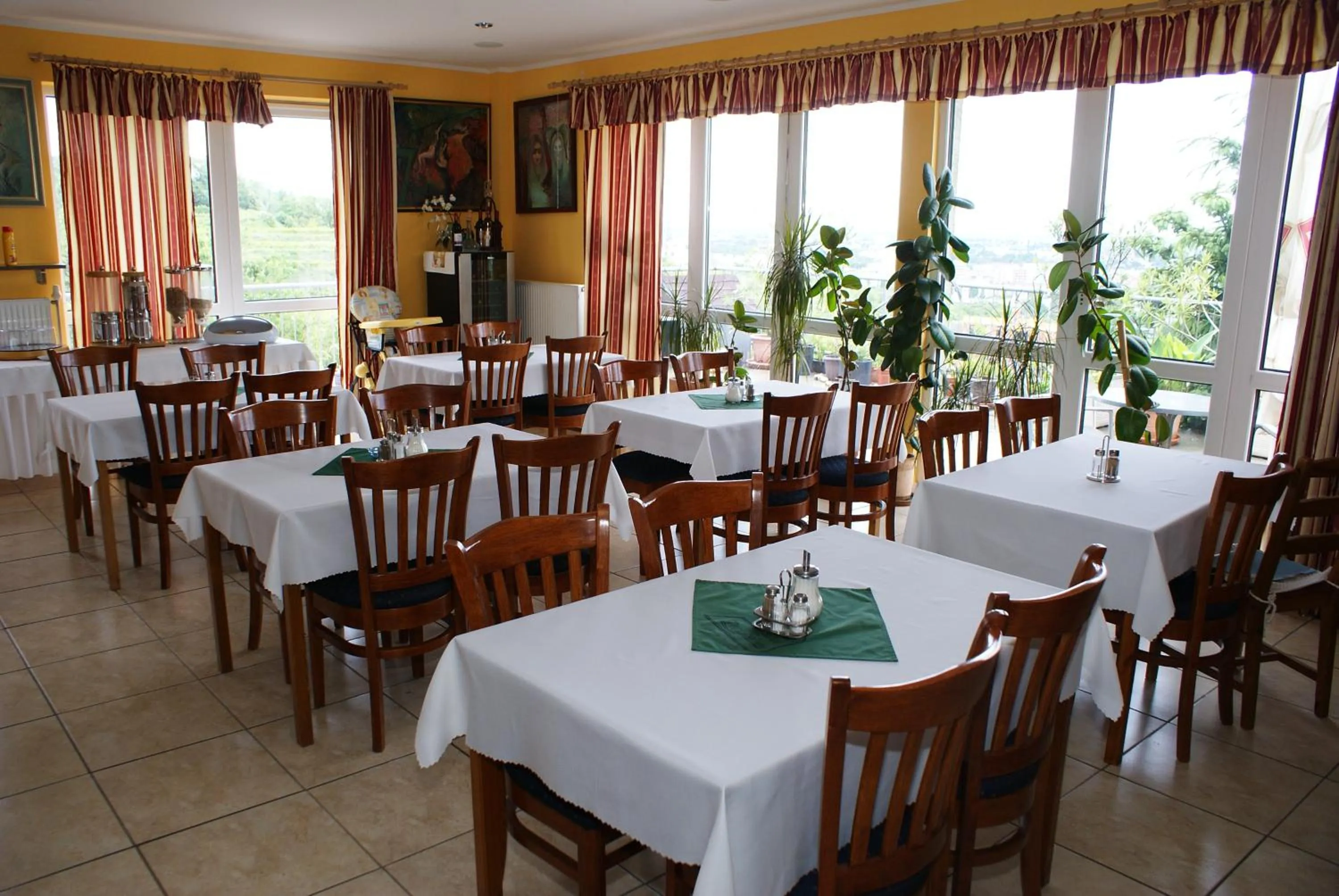 Restaurant/places to eat in Pension Zlata Noha
