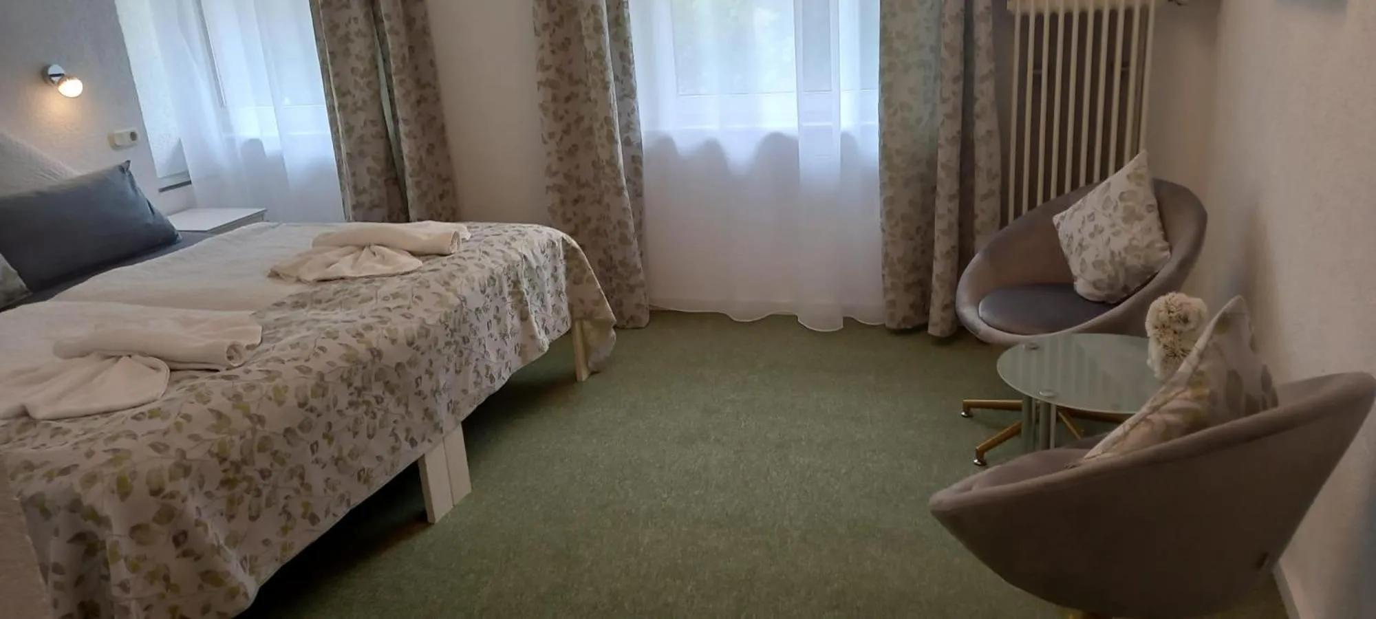 Photo of the whole room, Bed in Waldpension Pfeiferhaus