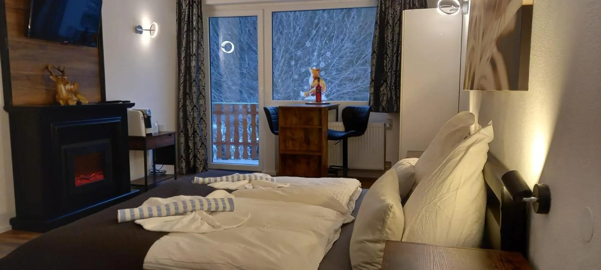 Photo of the whole room, Bed in Waldpension Pfeiferhaus