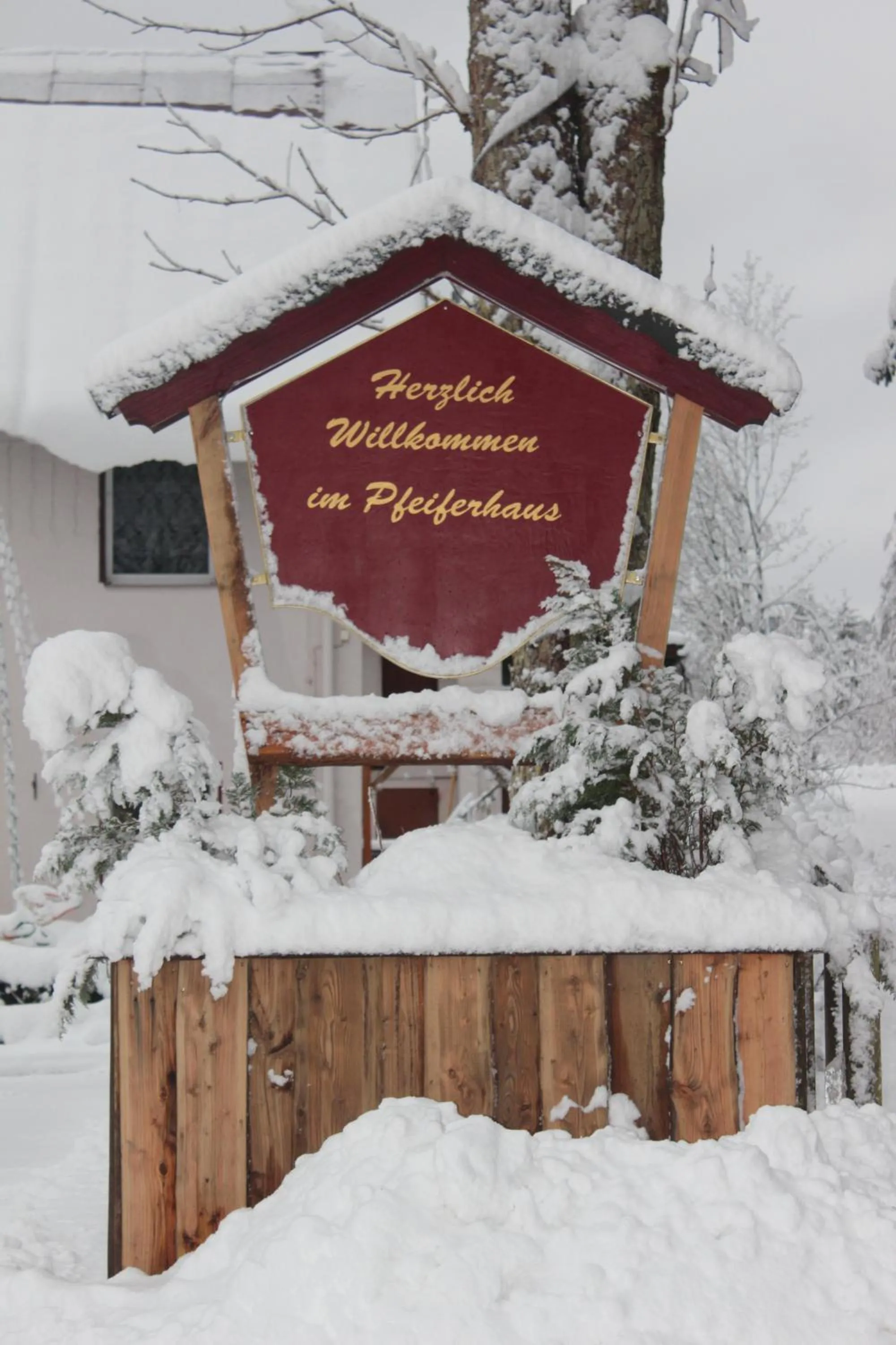 Facade/entrance in Waldpension Pfeiferhaus