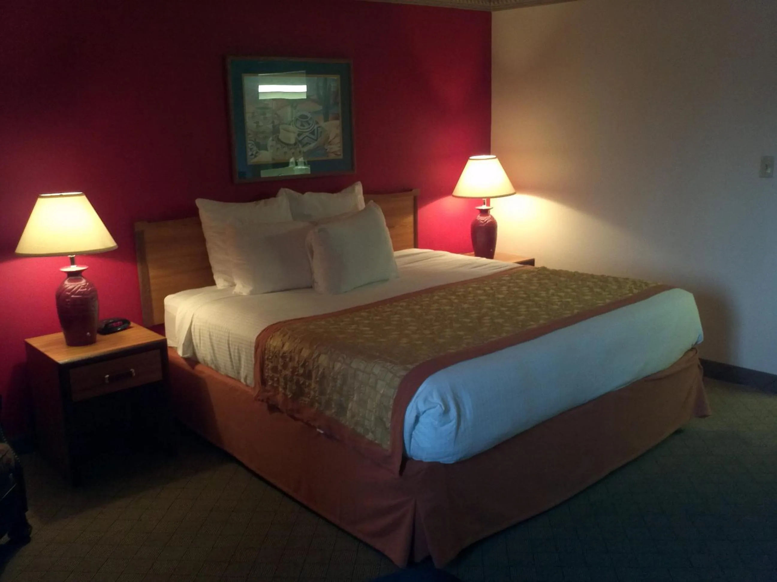 Bed in Hawthorn Suites by Wyndham Albuquerque