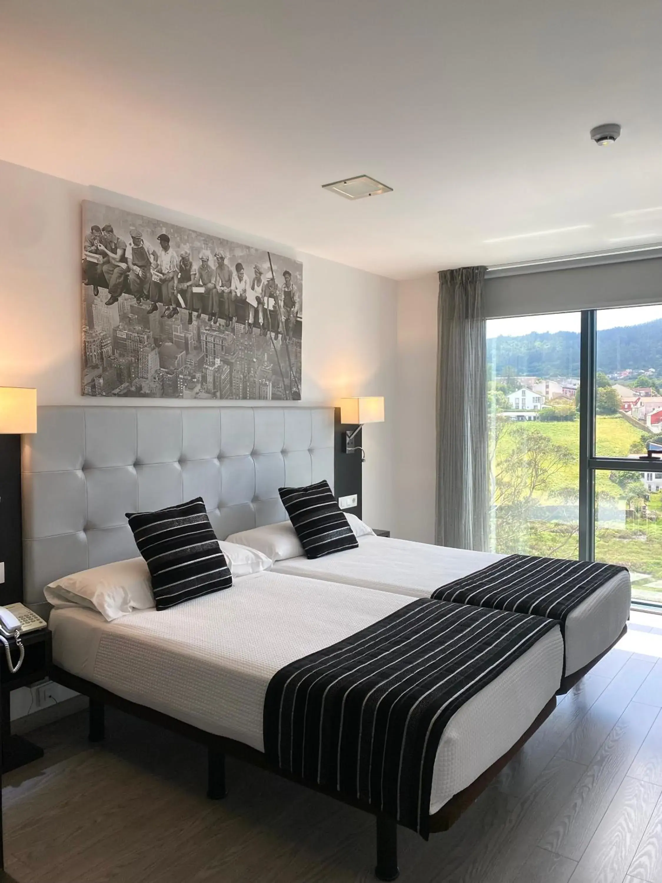 Standard Twin Room in Hotel Noia Standard Twin Room in Hotel Noia