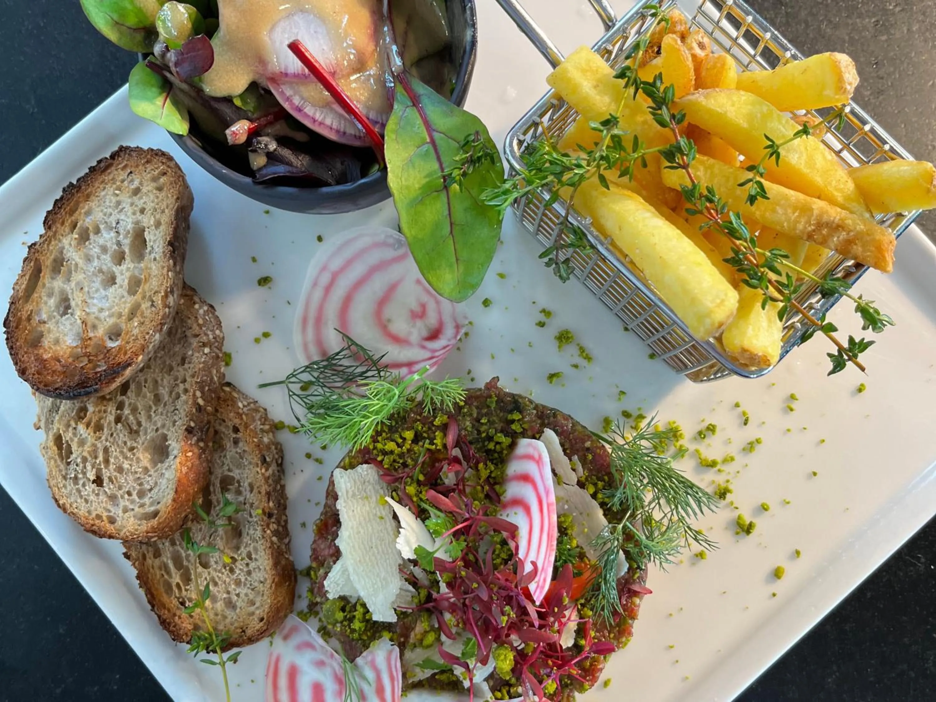 Restaurant/places to eat in Starling Hotel Lausanne