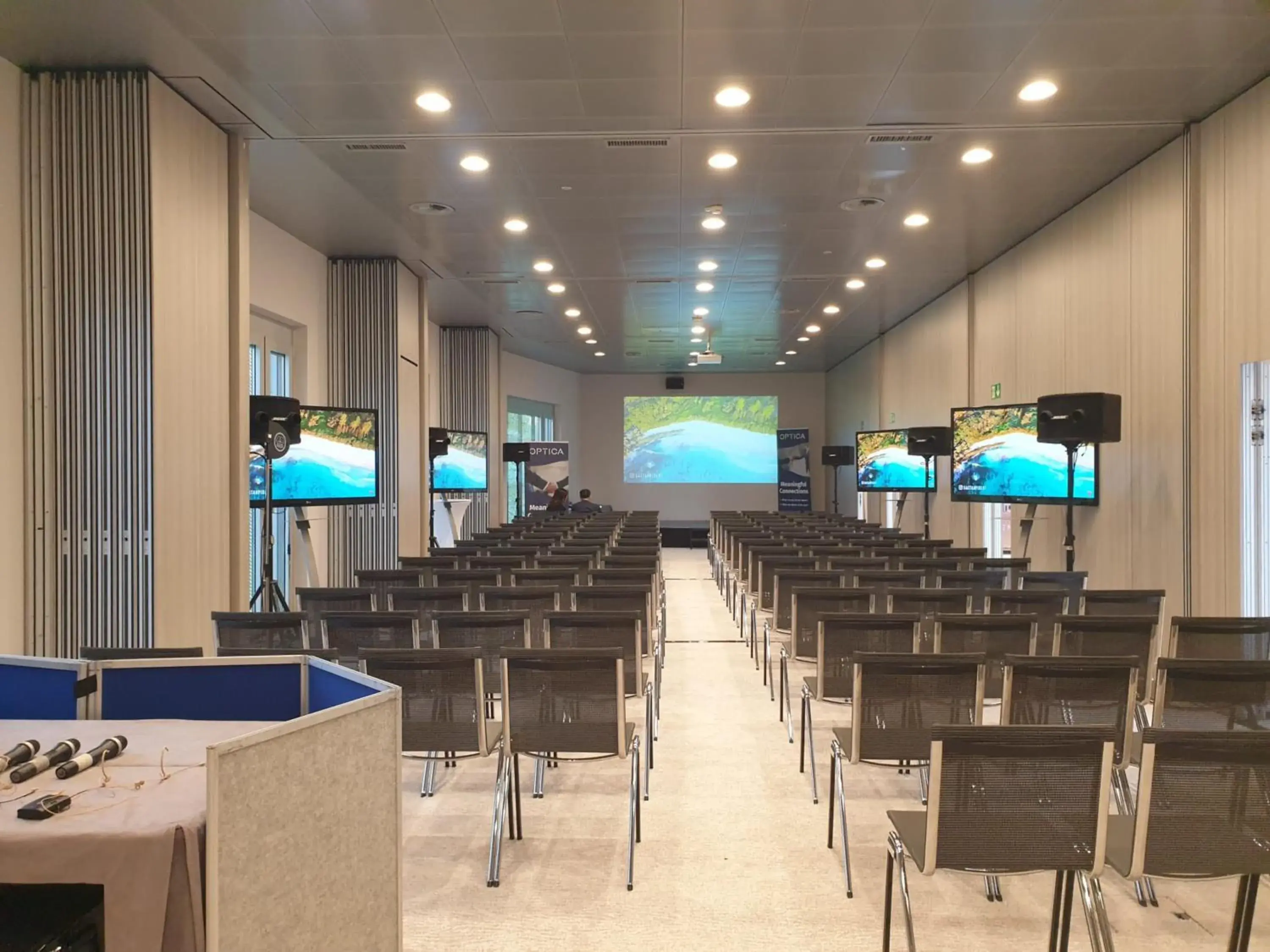 Property building in Starling Hotel Lausanne Property building in Starling Hotel Lausanne