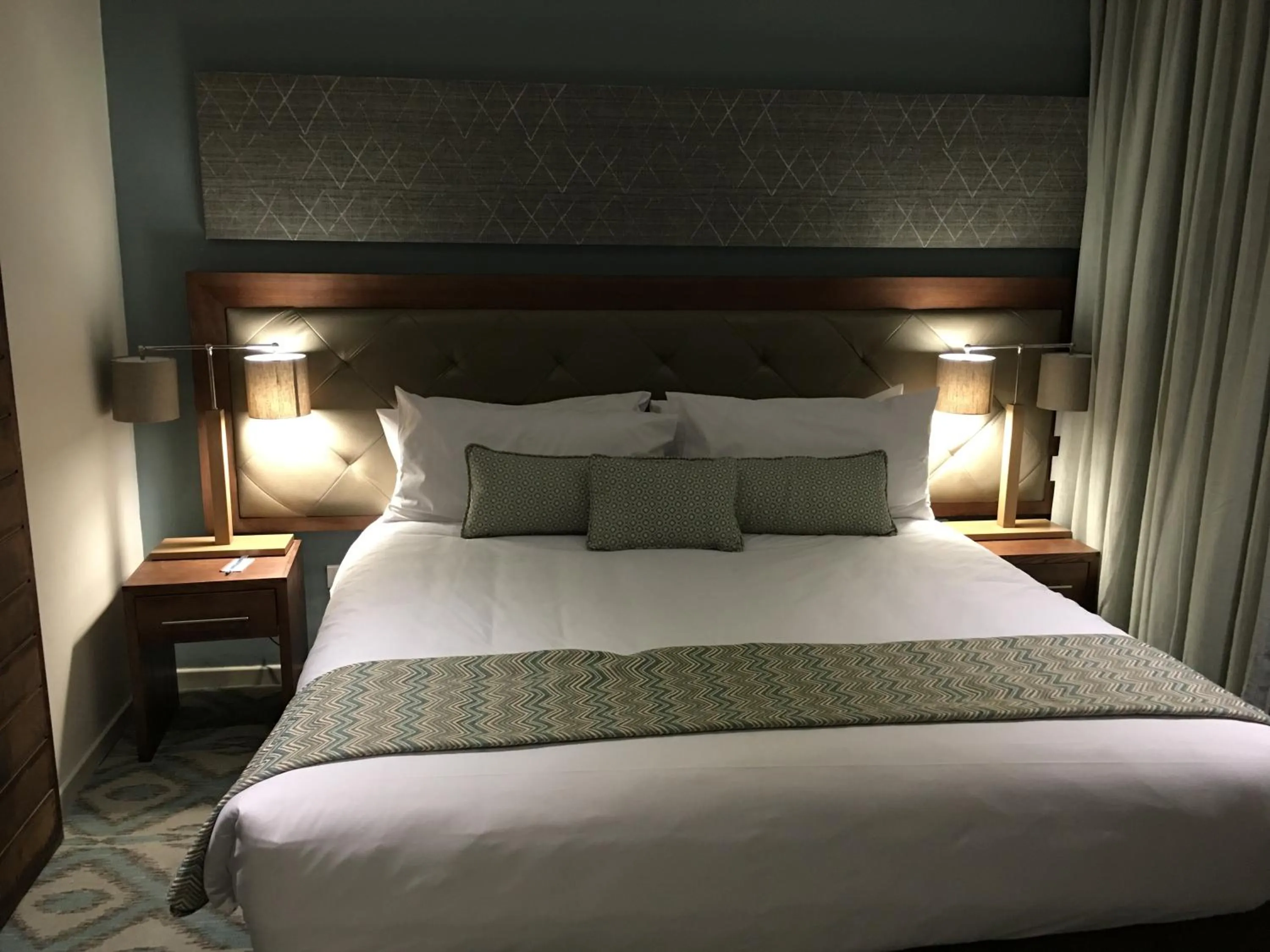 Bedroom, Bed in Cresta Maun Hotel