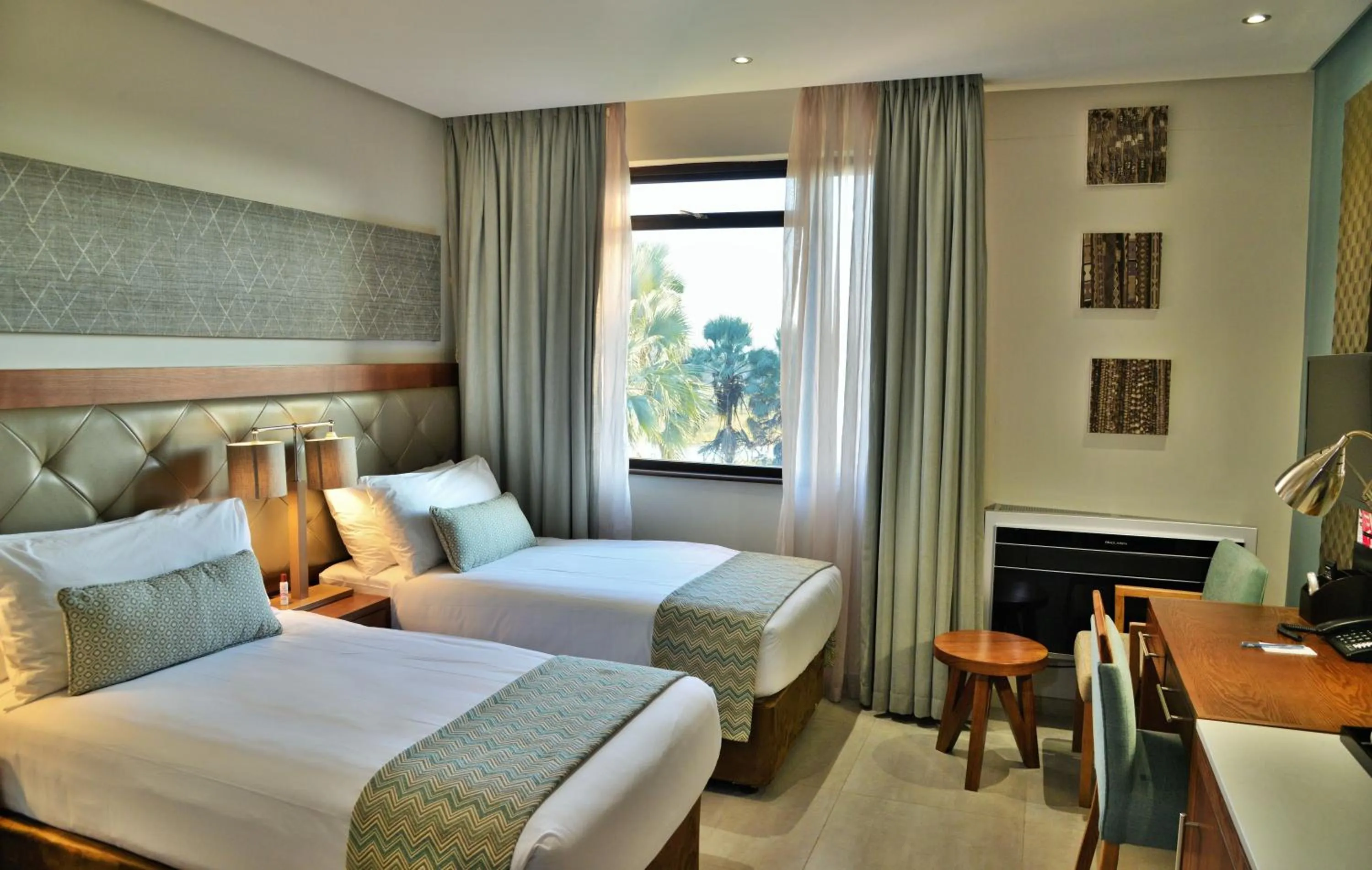 Bedroom, Bed in Cresta Maun Hotel