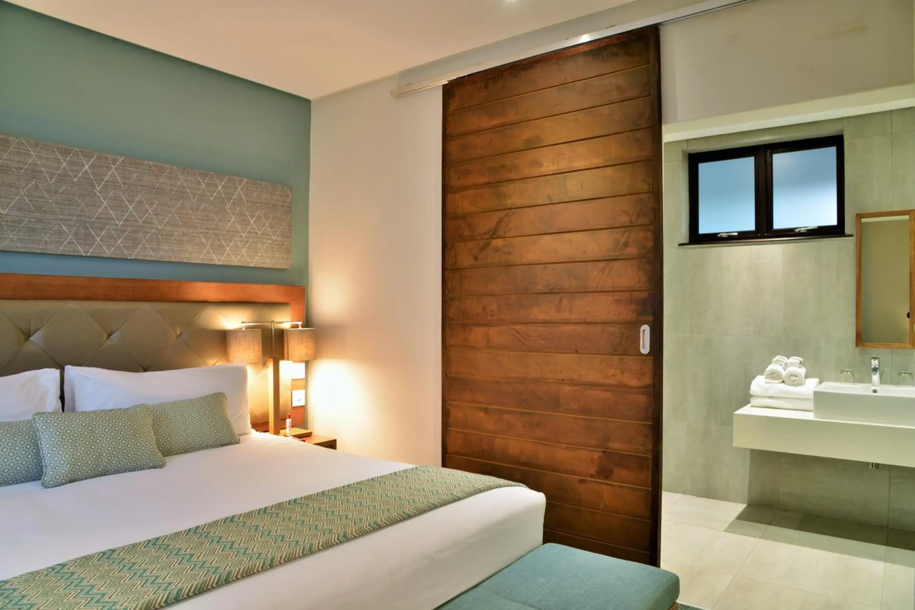 Bedroom, Bed in Cresta Maun Hotel Bedroom, Bed in Cresta Maun Hotel