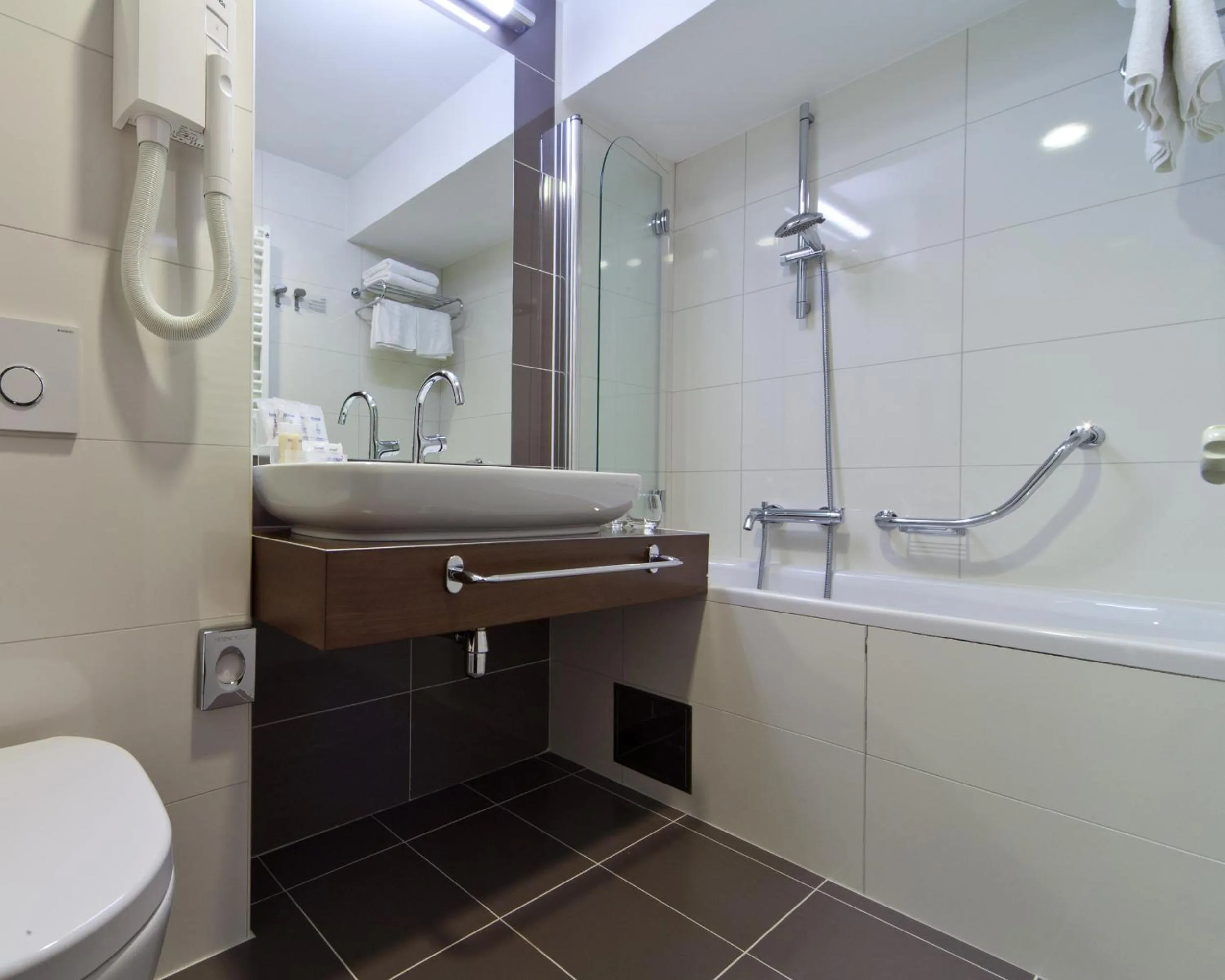 Bathroom in Hotel Kaj