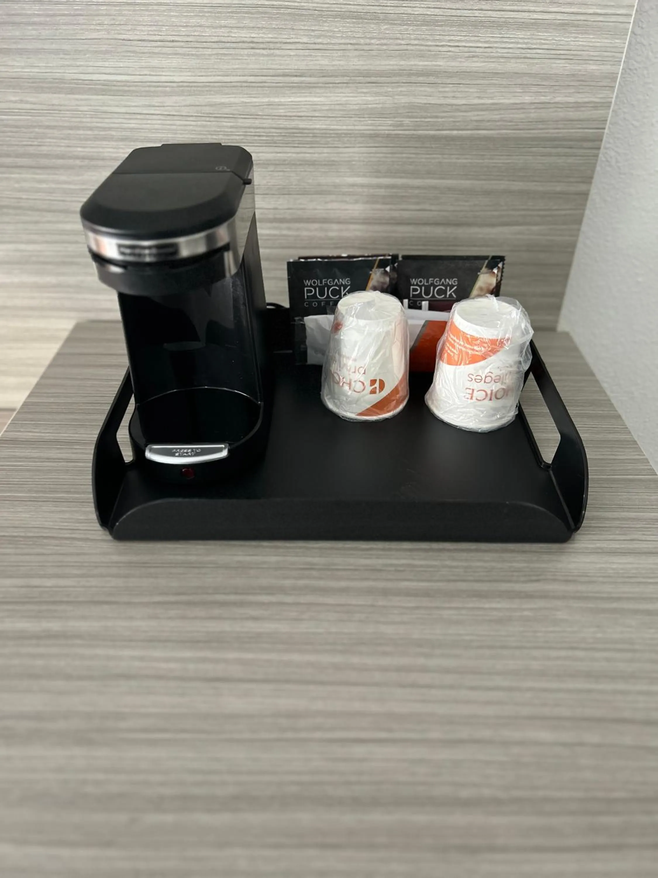 Coffee/tea facilities in Quality Inn