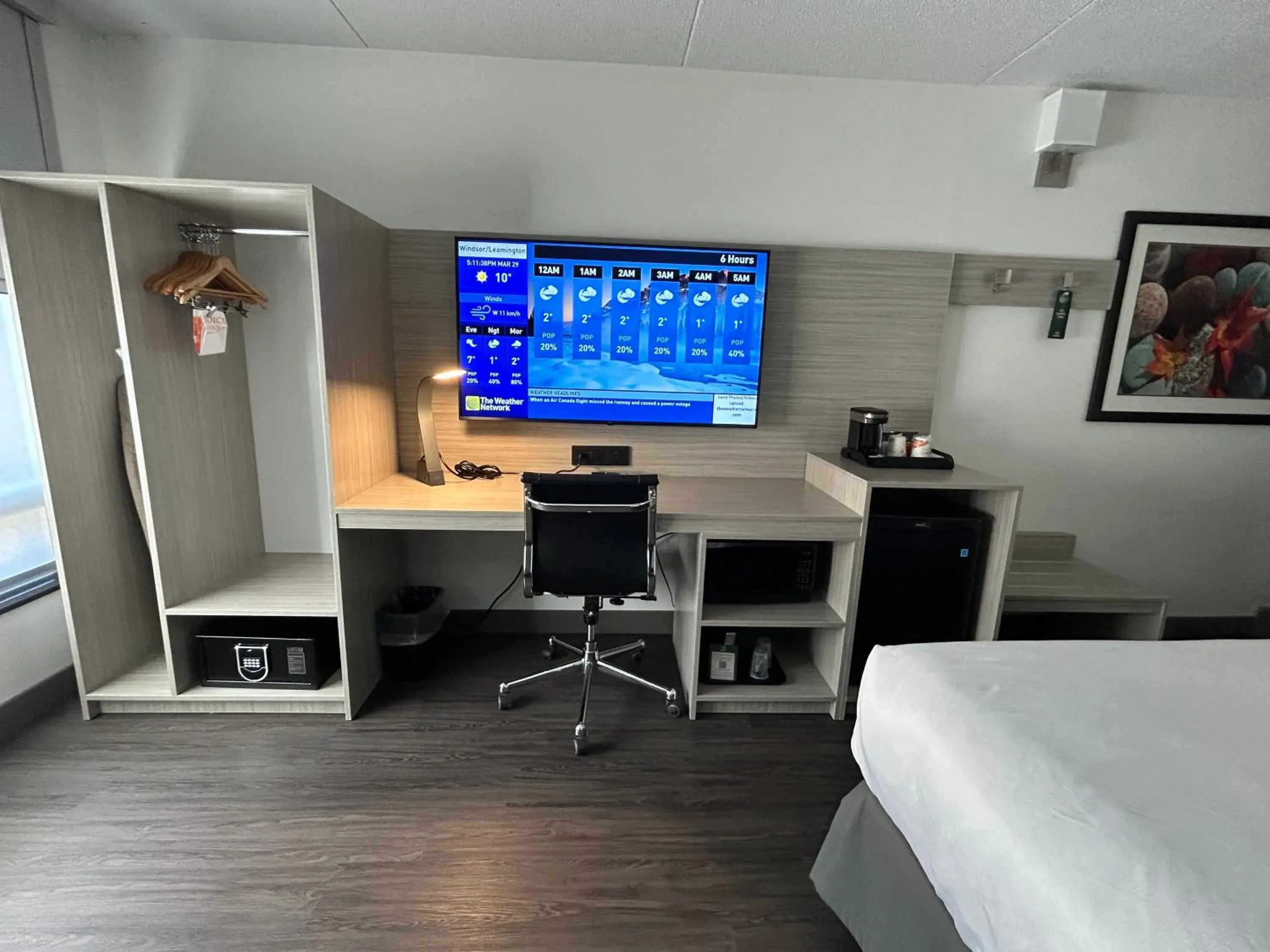 Bed in Quality Inn Bed in Quality Inn