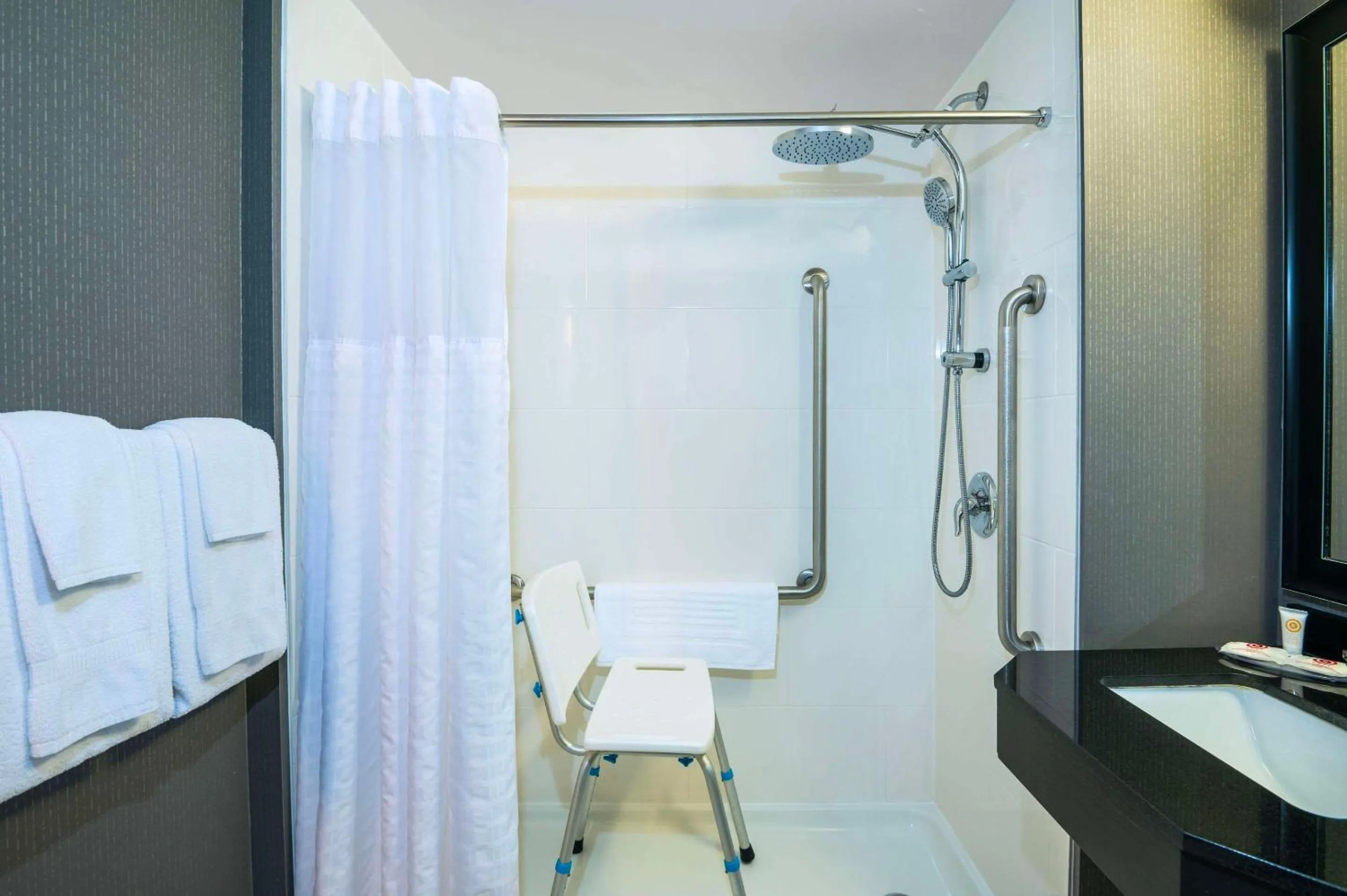 Bedroom in Comfort Inn