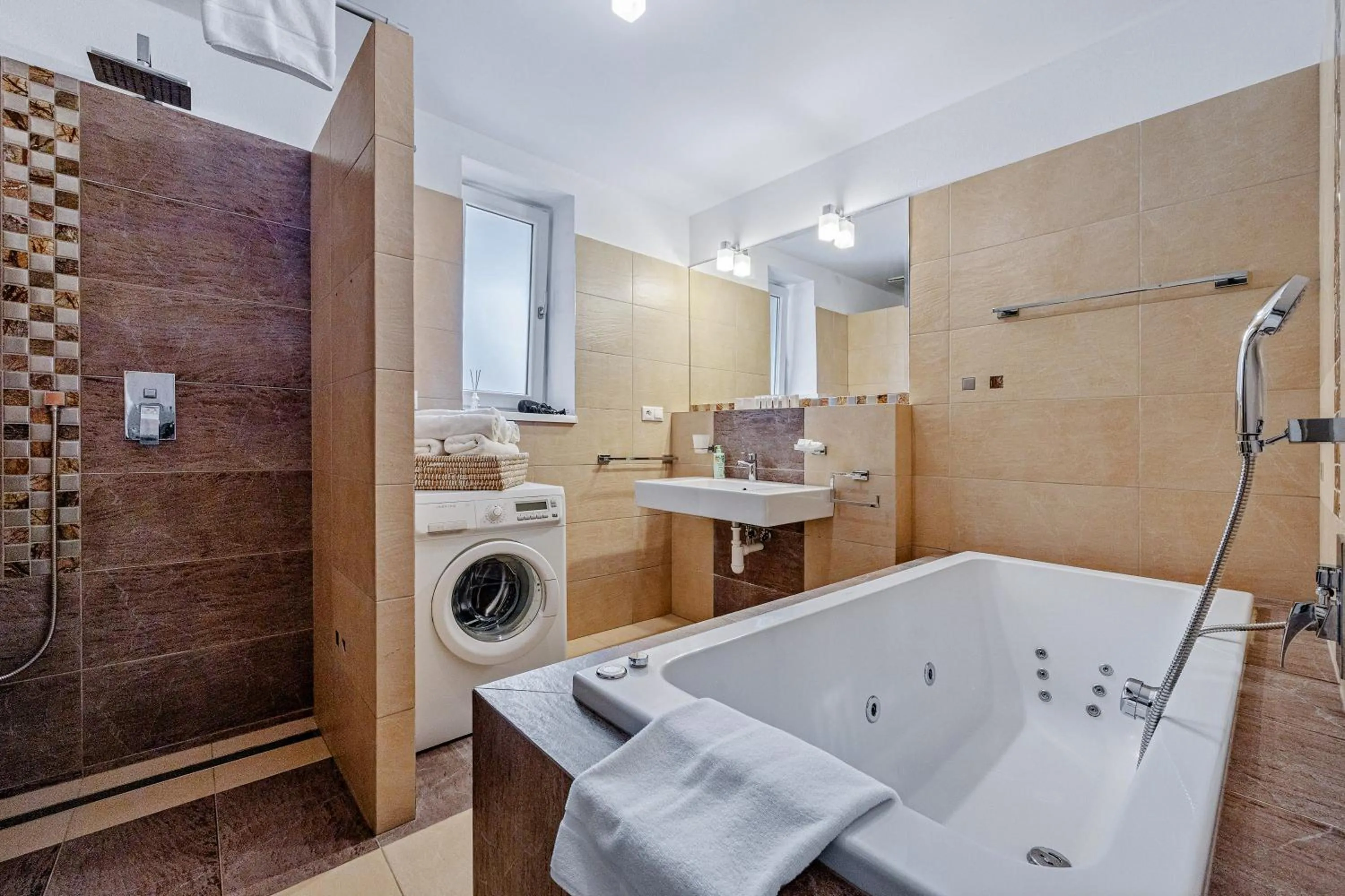 Shower in Hotel ANTARES