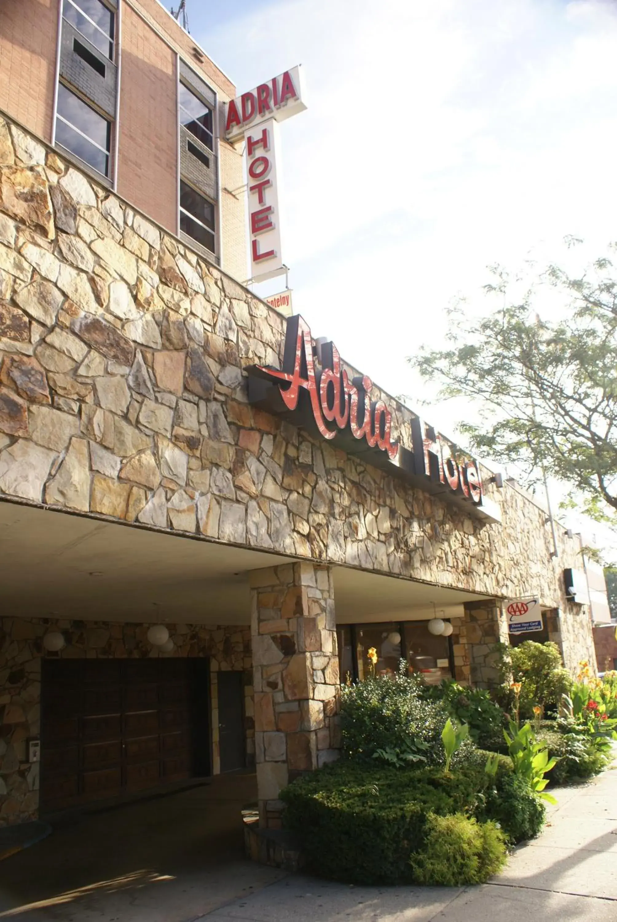 Facade/entrance in Adria Hotel and Conference Center Facade/entrance in Adria Hotel and Conference Center