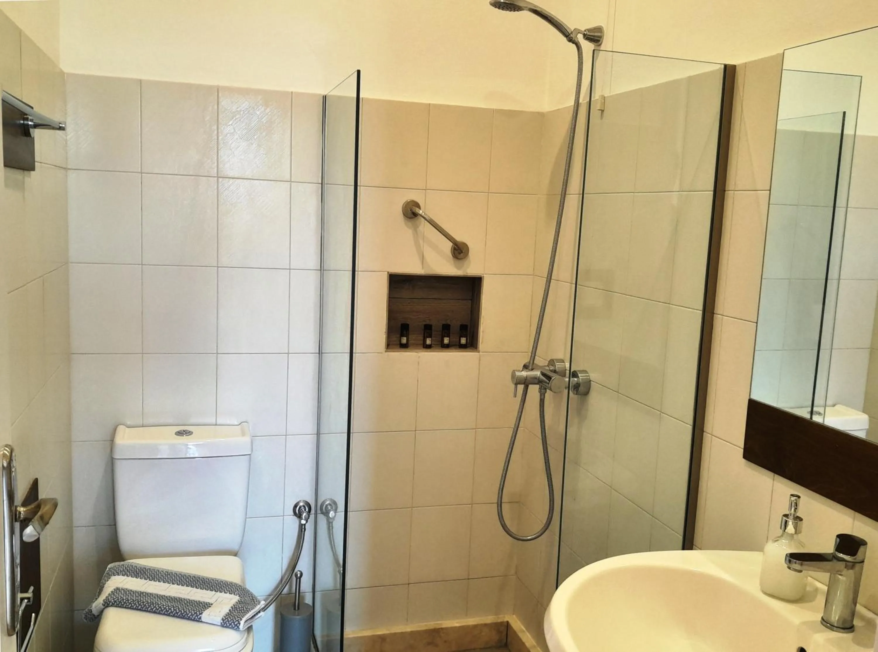 Apartment - single occupancy - Ground Floor in Villa Maroula
