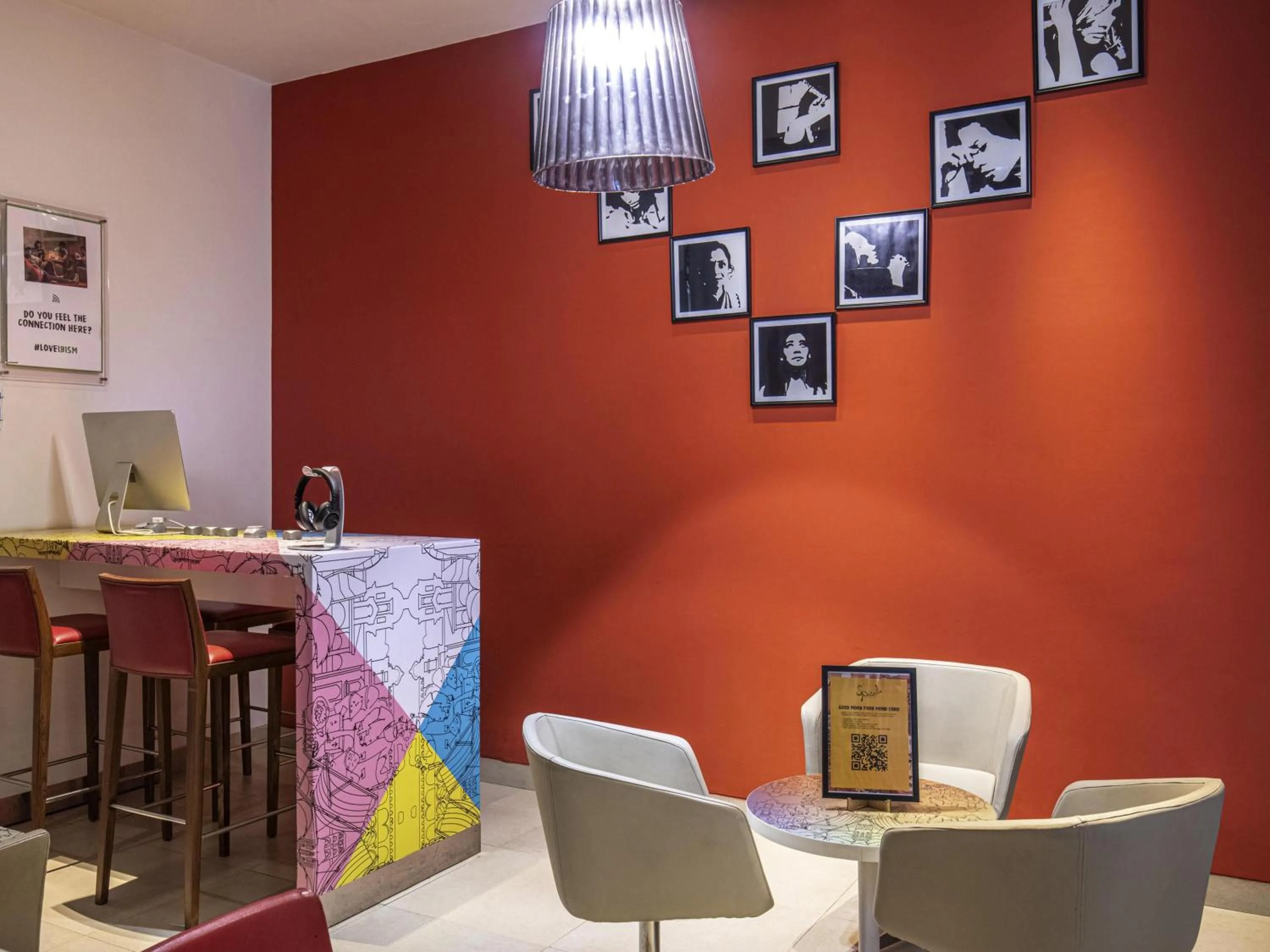 Meeting/conference room in ibis Gurgaon Golf Course Road - An Accor Brand