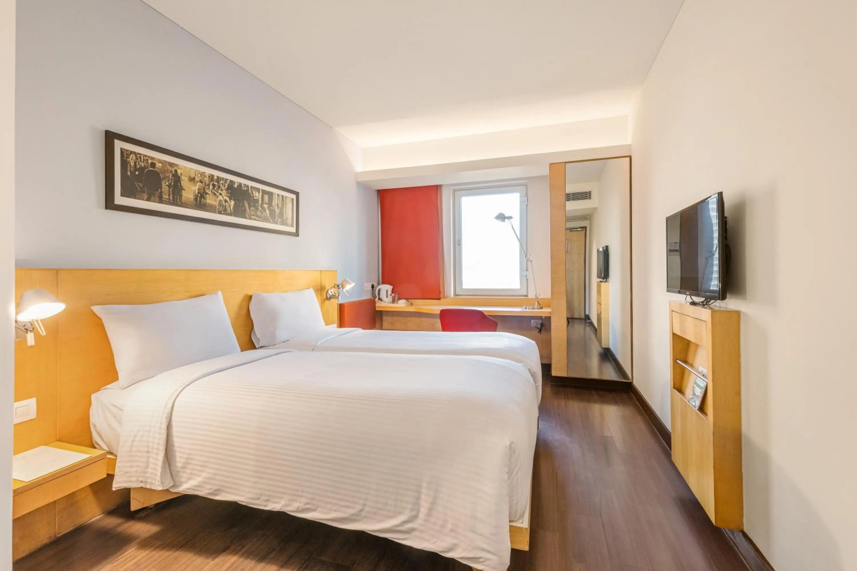 Bed in ibis Gurgaon Golf Course Road - An Accor Brand