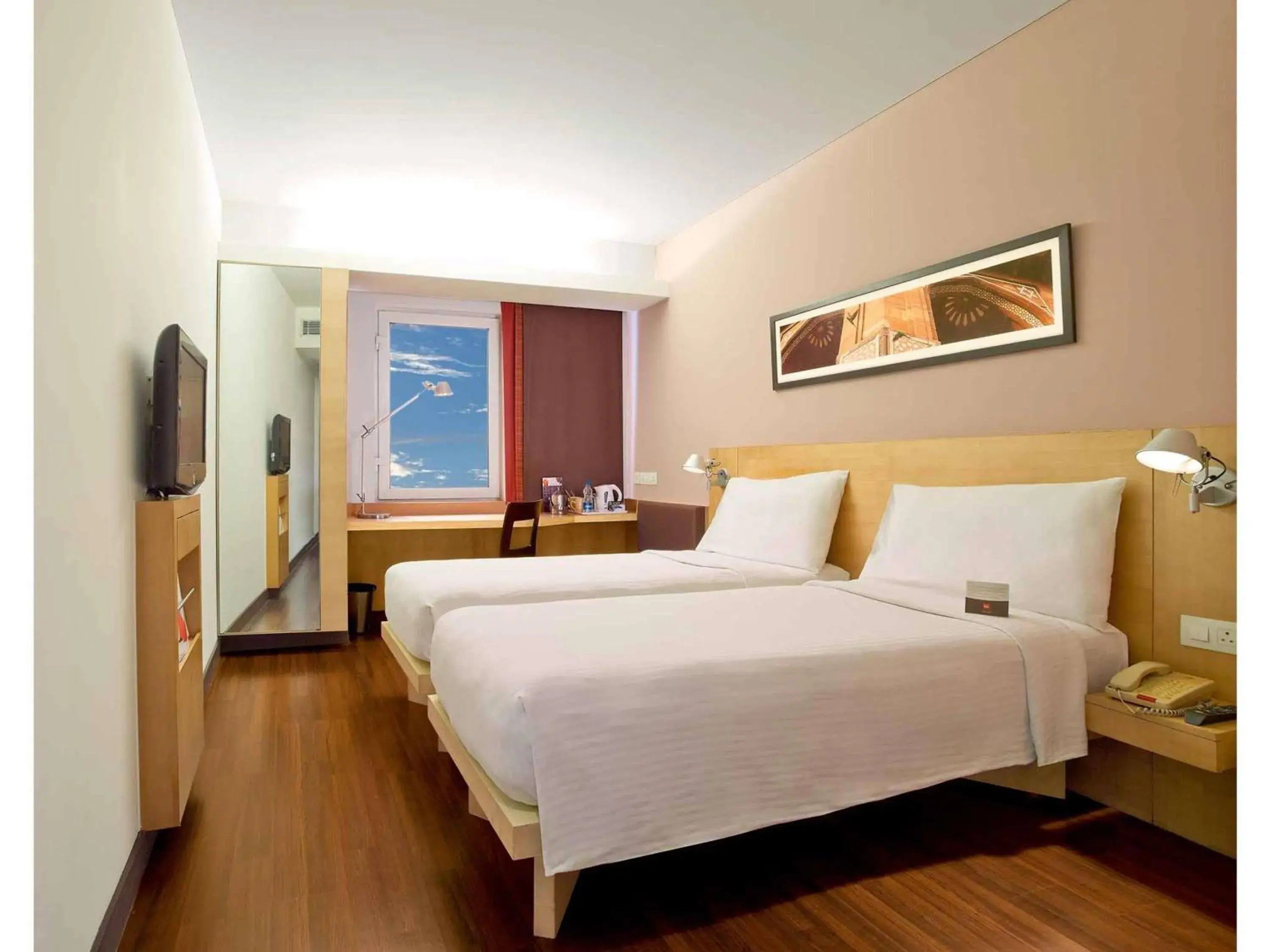 Bedroom, Bed in ibis Gurgaon Golf Course Road - An Accor Brand Bedroom, Bed in ibis Gurgaon Golf Course Road - An Accor Brand