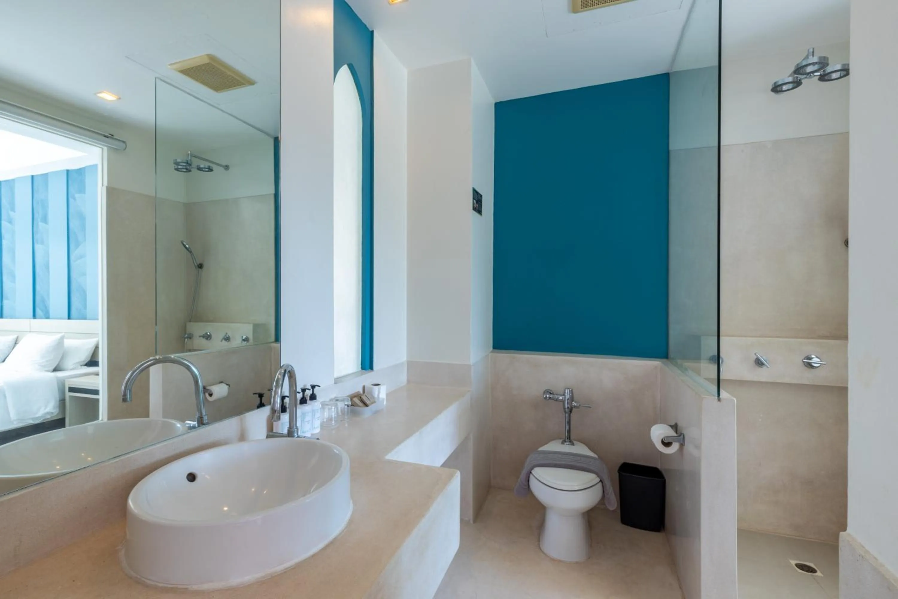 Bathroom in Navinda Krabi