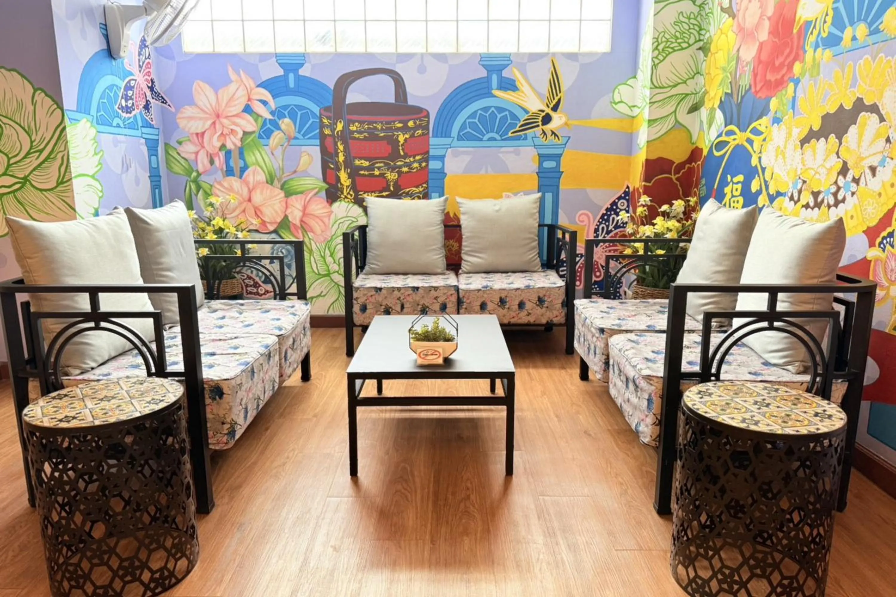 Facade/entrance in Days Inn by Wyndham Patong Beach