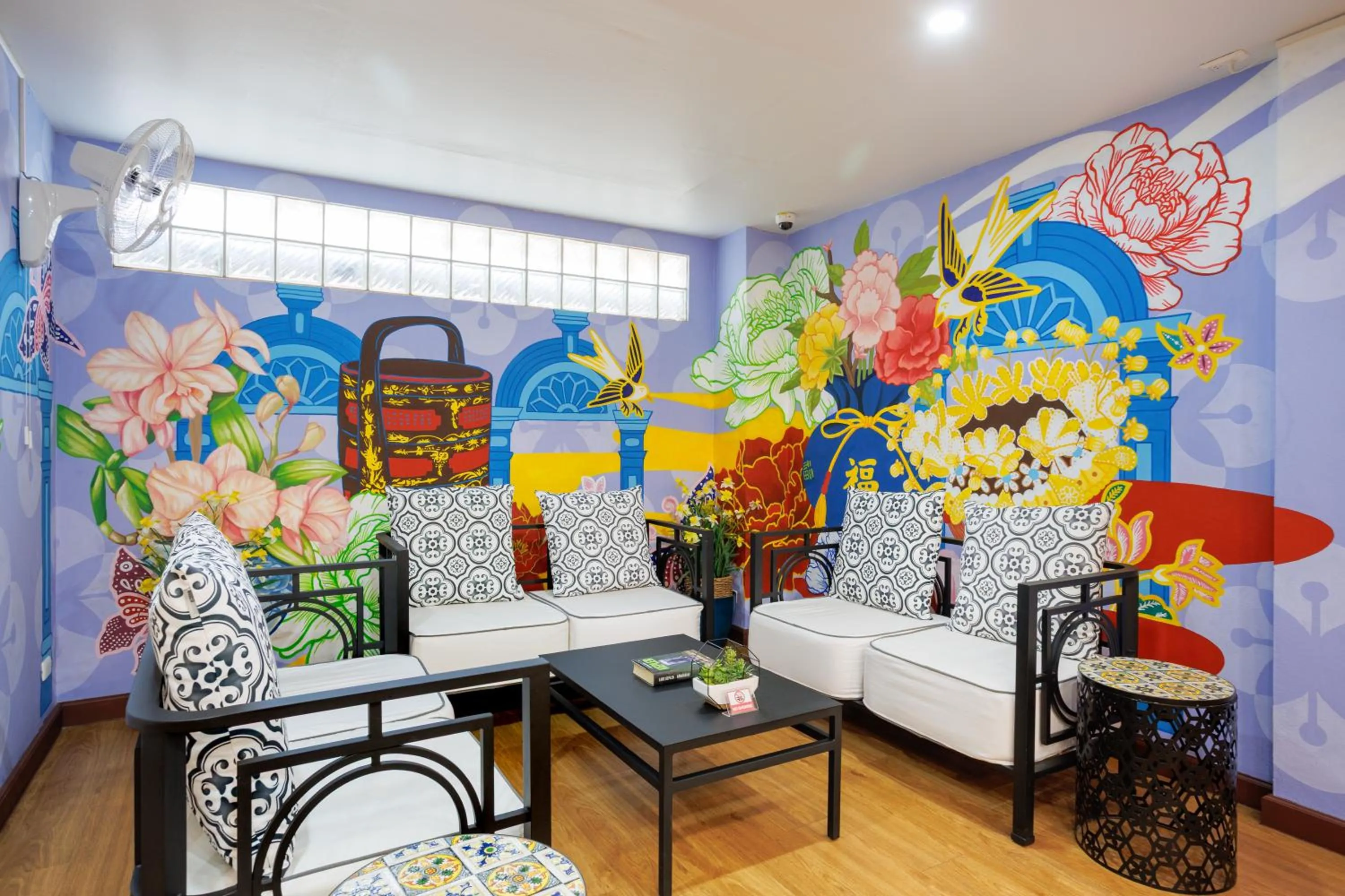 Facade/entrance in Days Inn by Wyndham Patong Beach