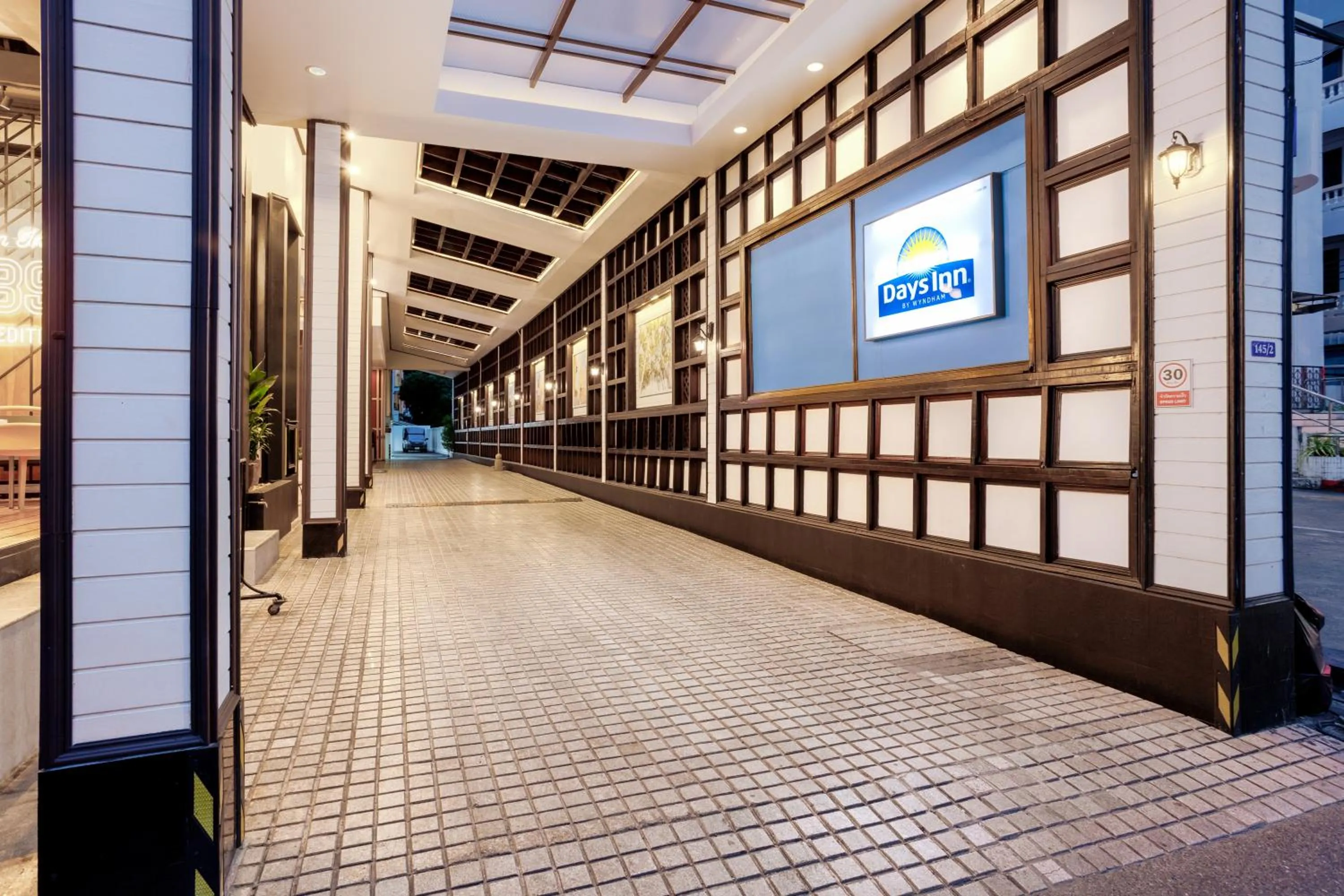 Facade/entrance in Days Inn by Wyndham Patong Beach