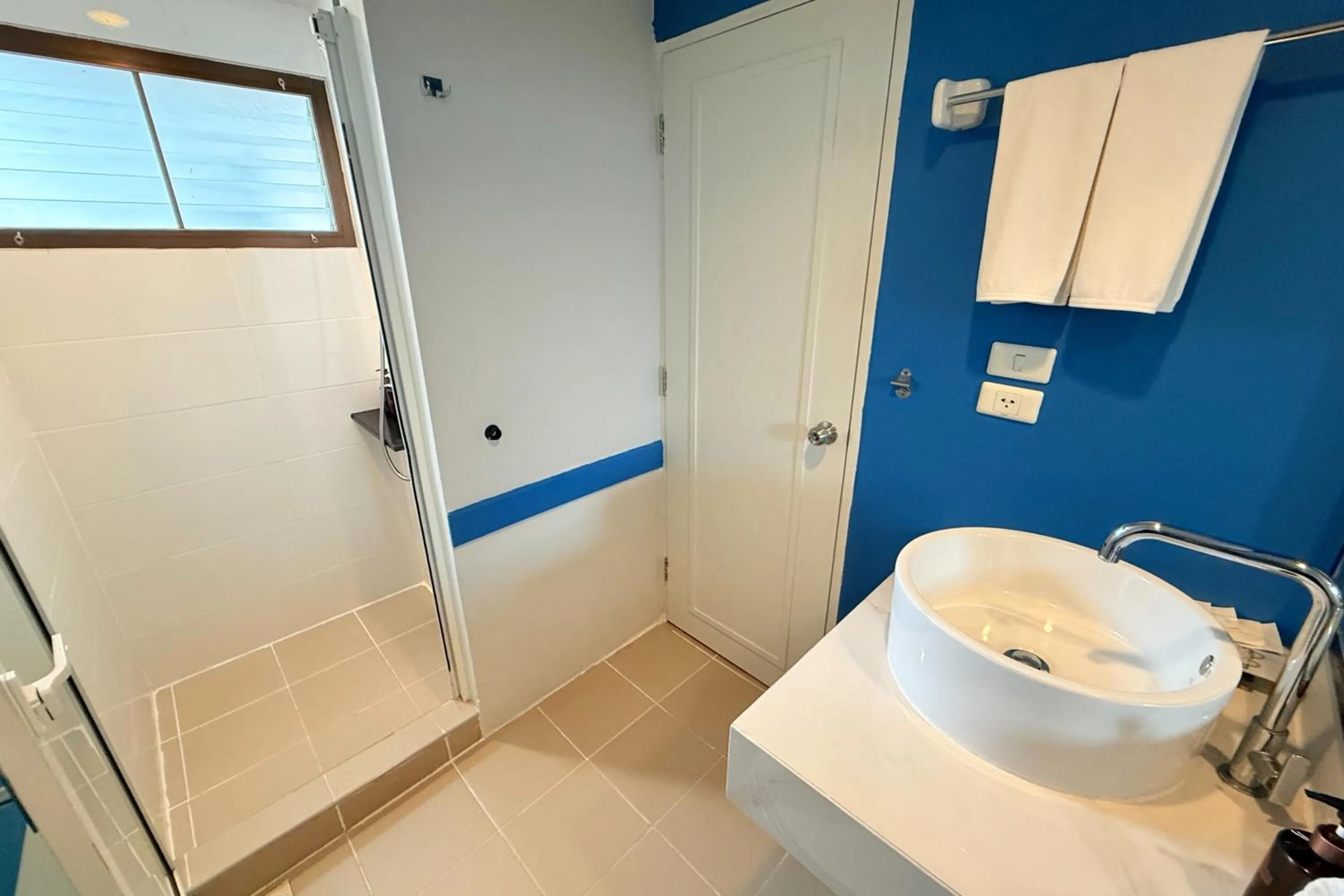 Bathroom in Days Inn by Wyndham Patong Beach