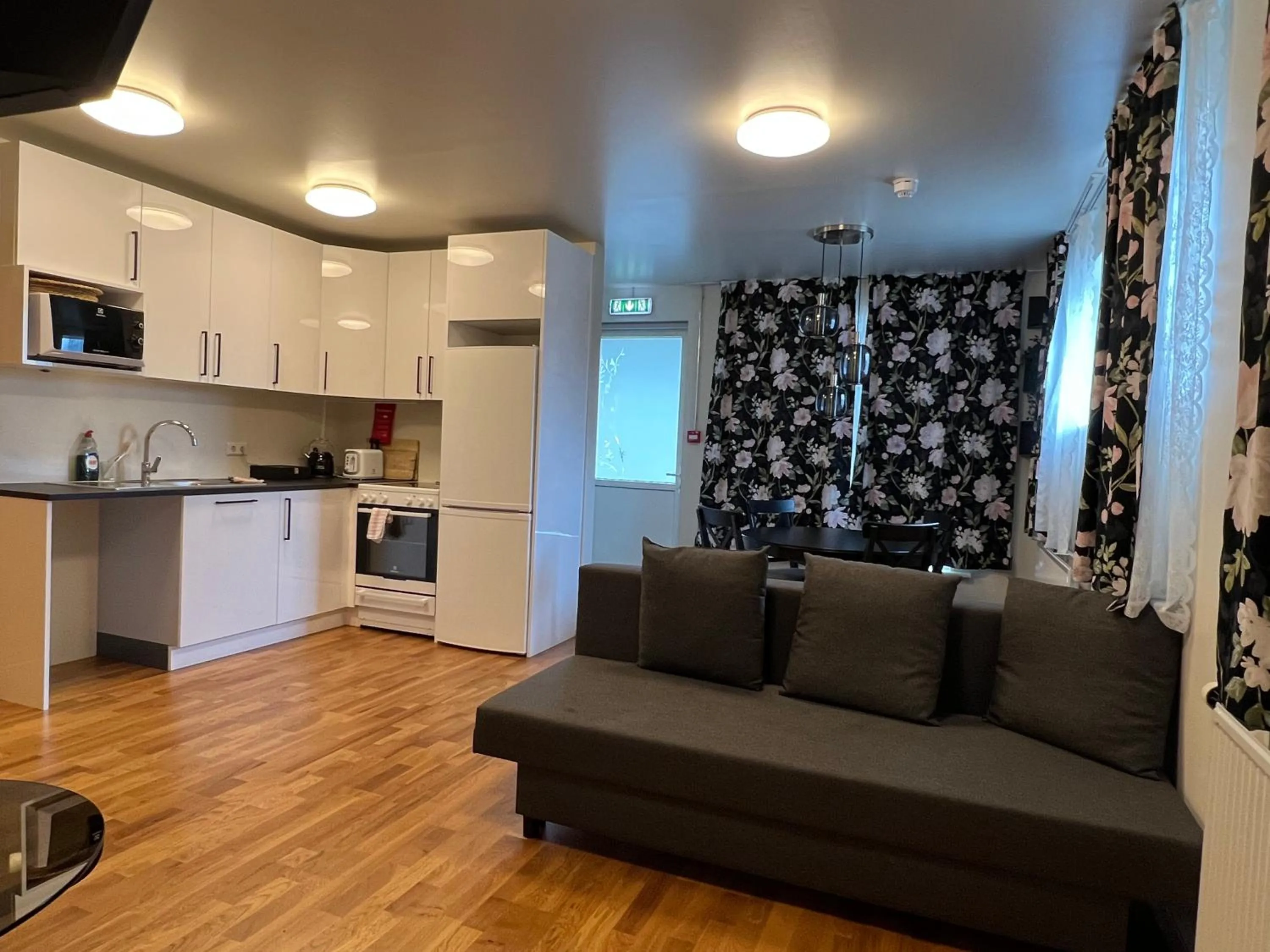 Media Luna Guesthouse