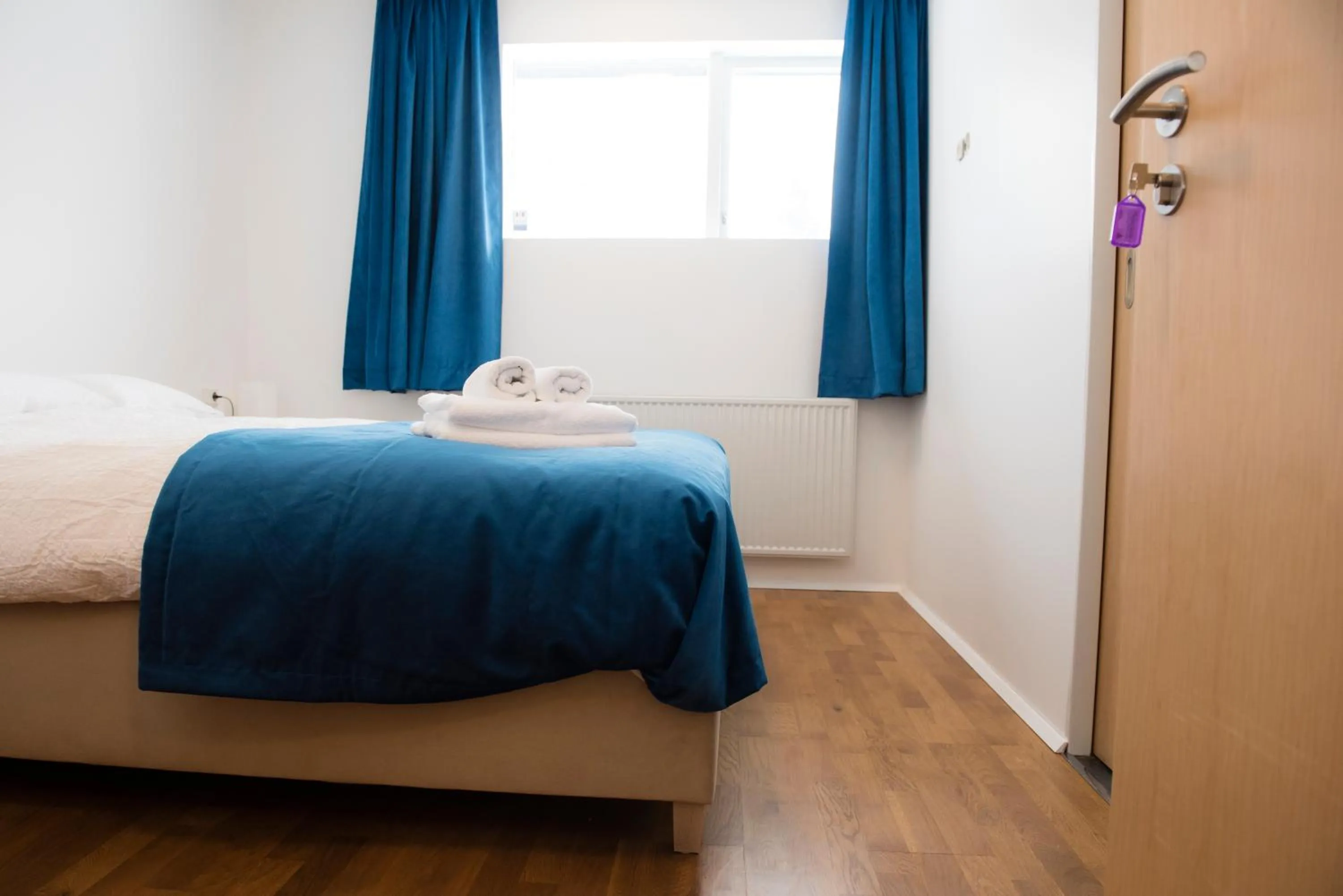 Bedroom, Bed in Media Luna Guesthouse