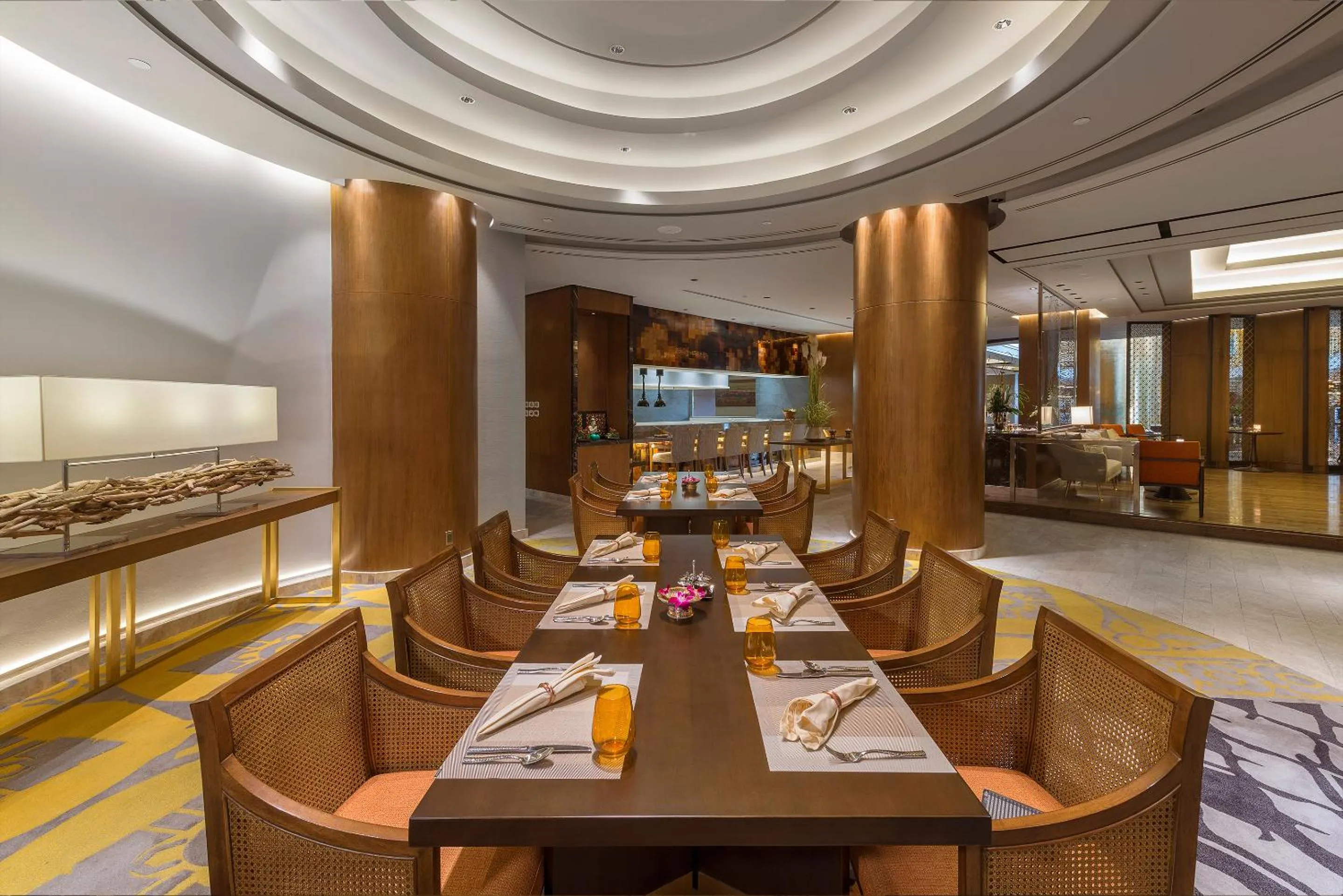 Restaurant/places to eat in Dusit Thani Manila