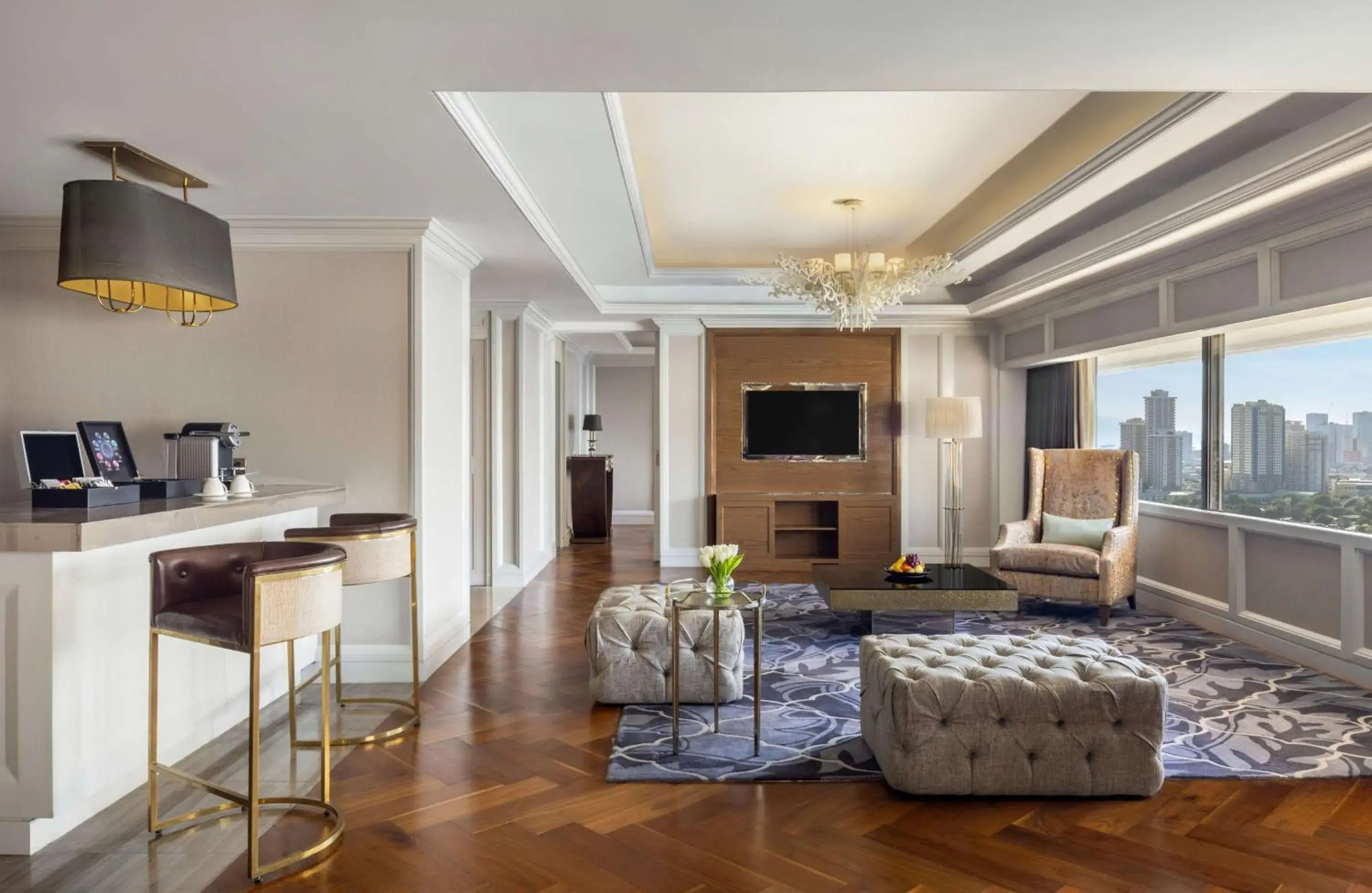 Property building in Dusit Thani Manila Property building in Dusit Thani Manila