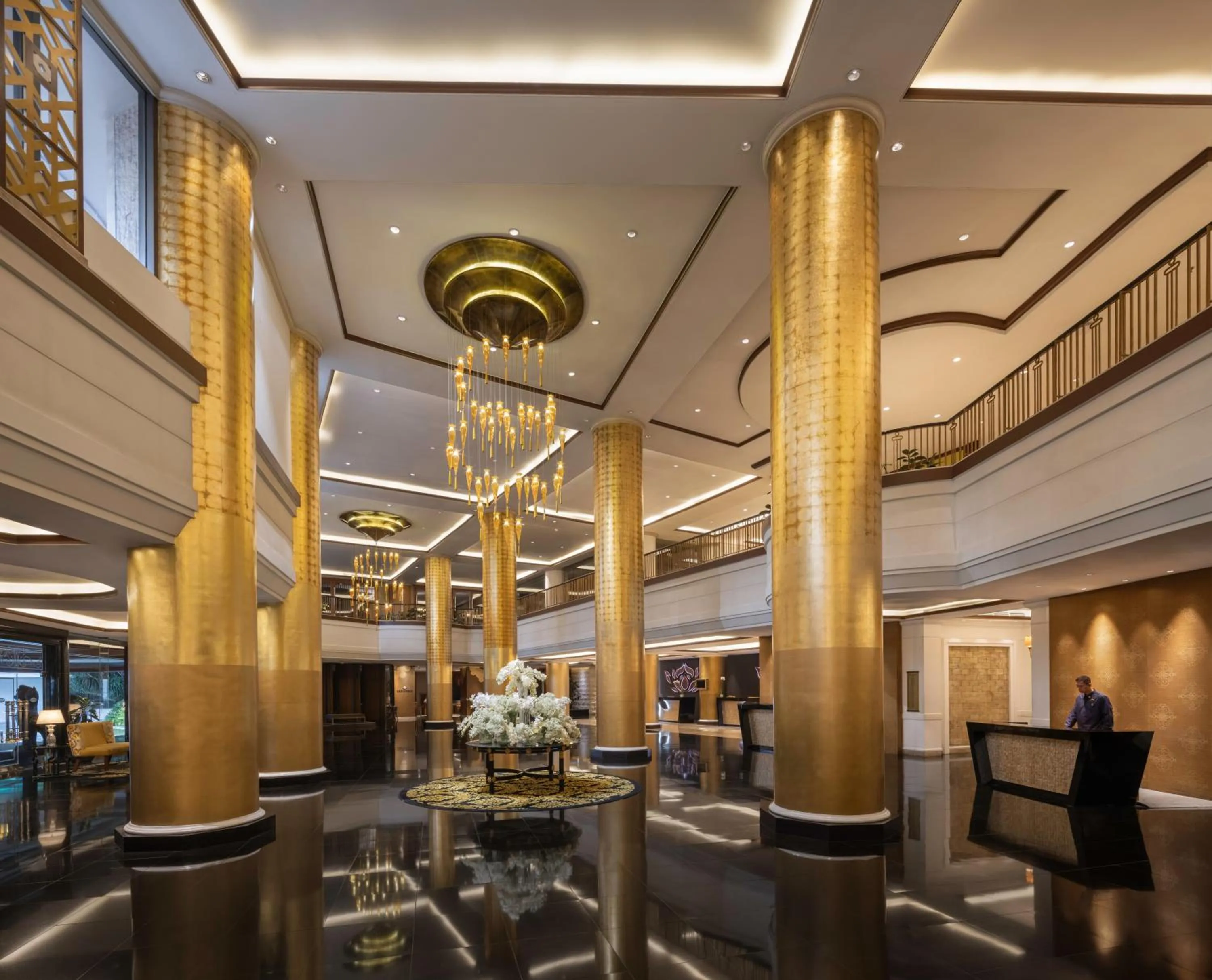 Lobby or reception in Dusit Thani Manila