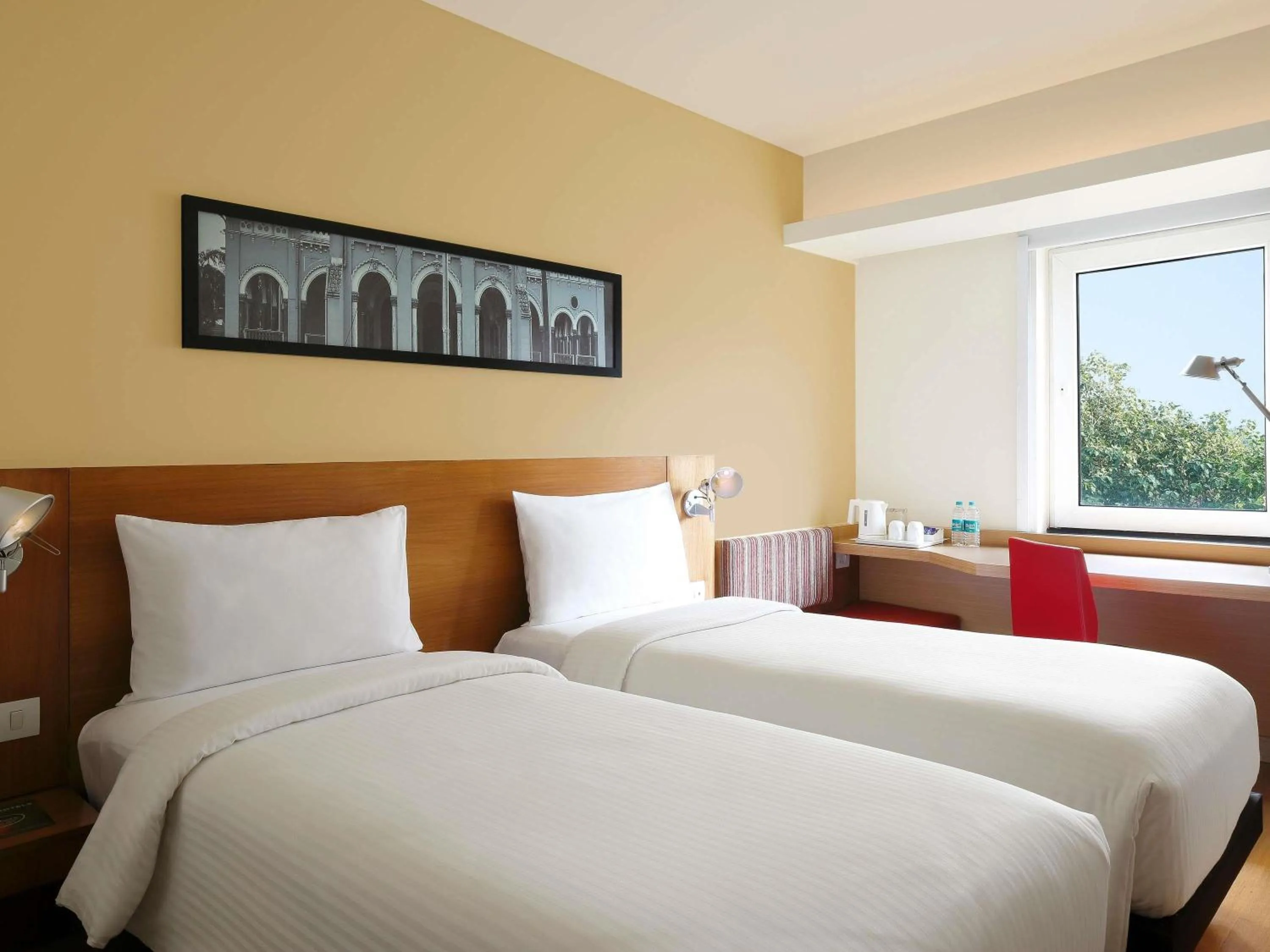 Bedroom, Bed in ibis Pune Viman Nagar - An Accor Brand