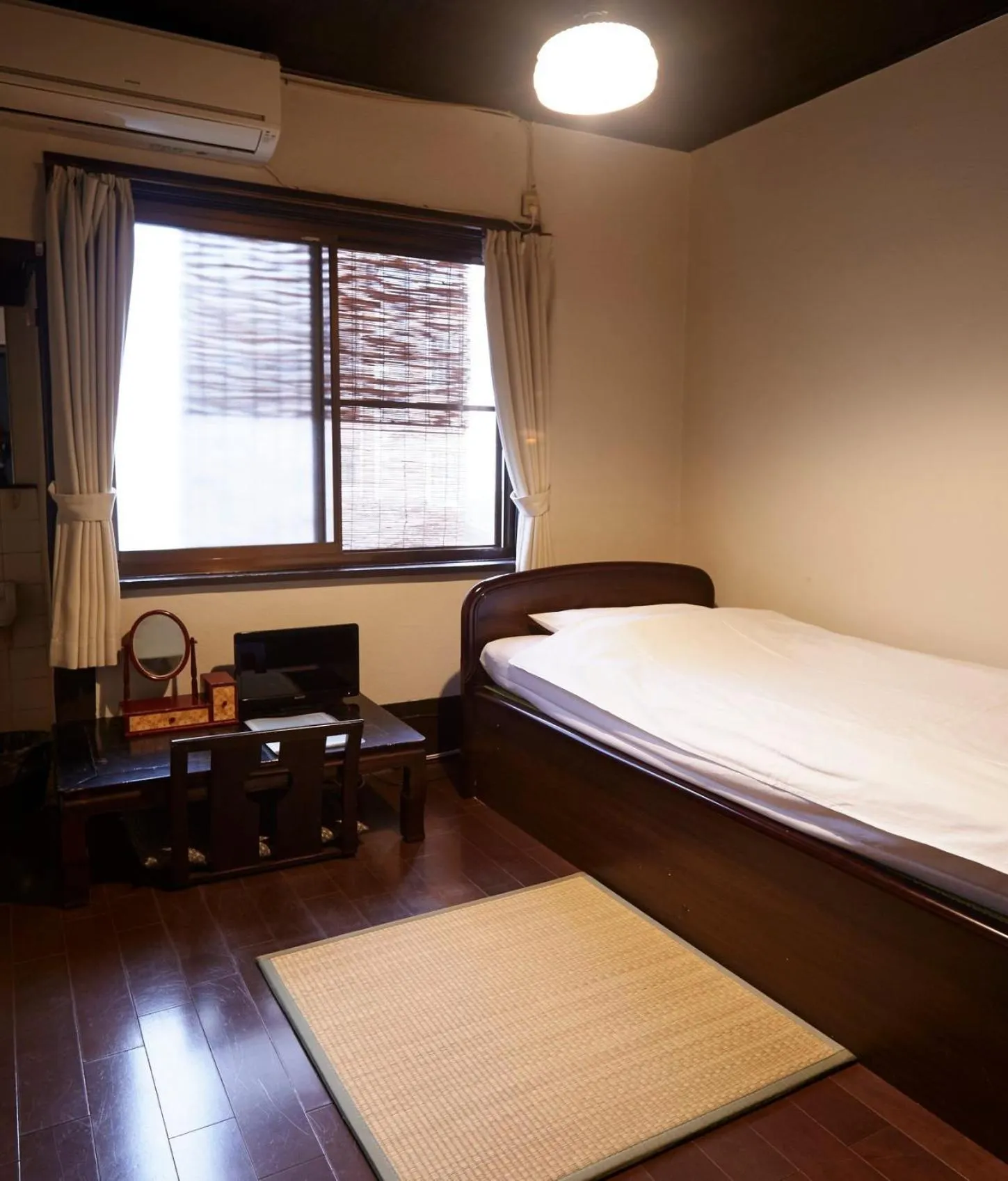 Photo of the whole room, Bed in Takeyaso Ryokan