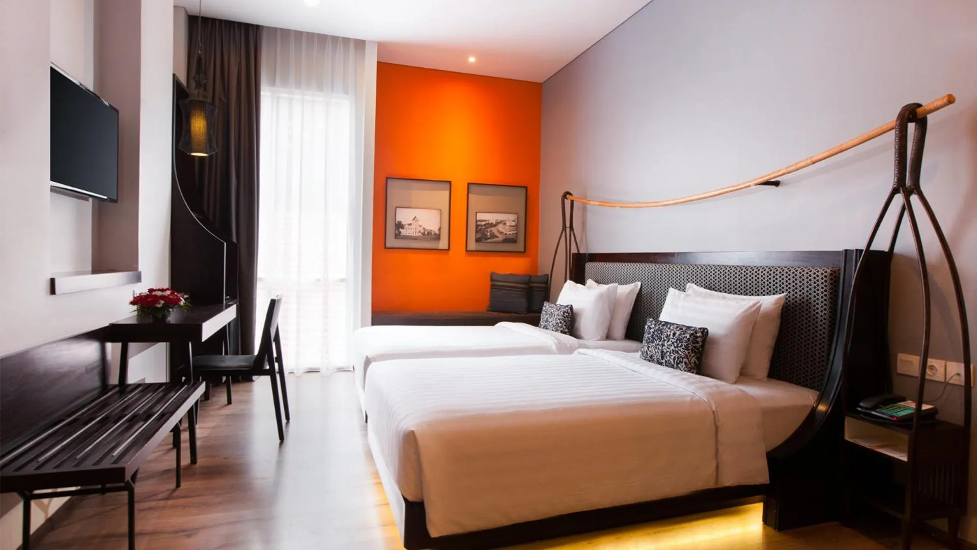 Bed in Mercure Surabaya Grand Mirama