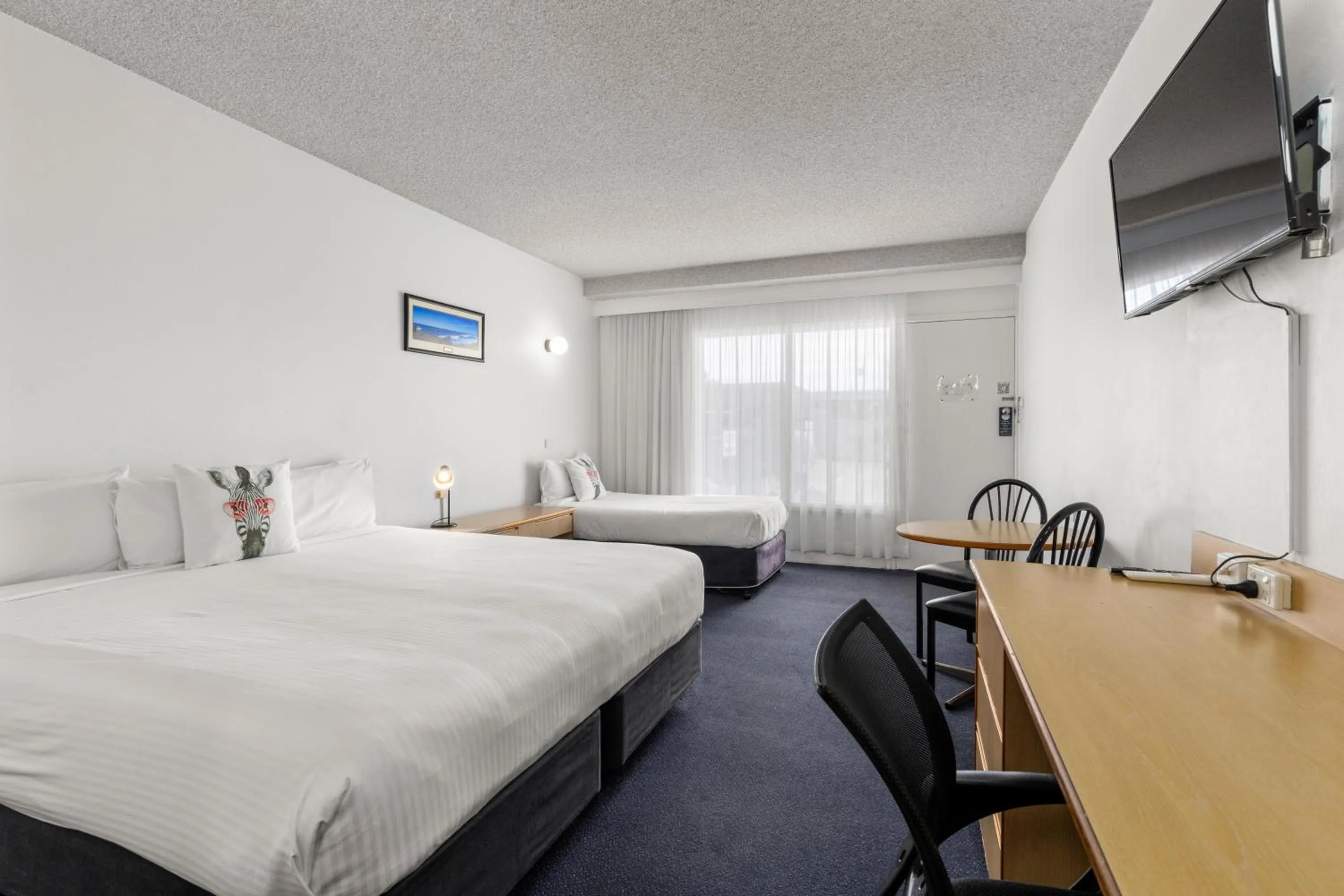 View (from property/room), Bed in Zebra Motel