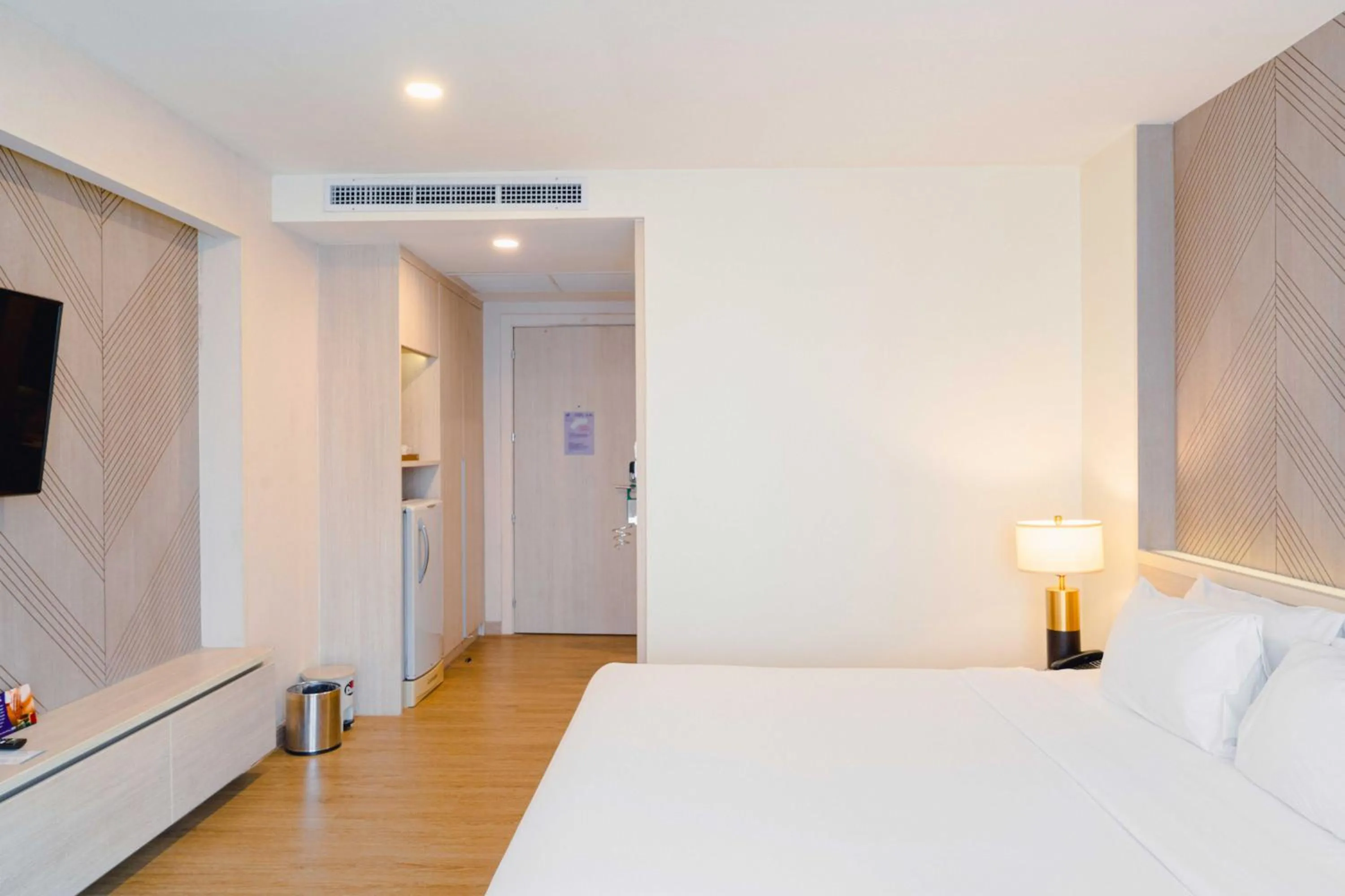 Bedroom, Bed in Areca Lodge