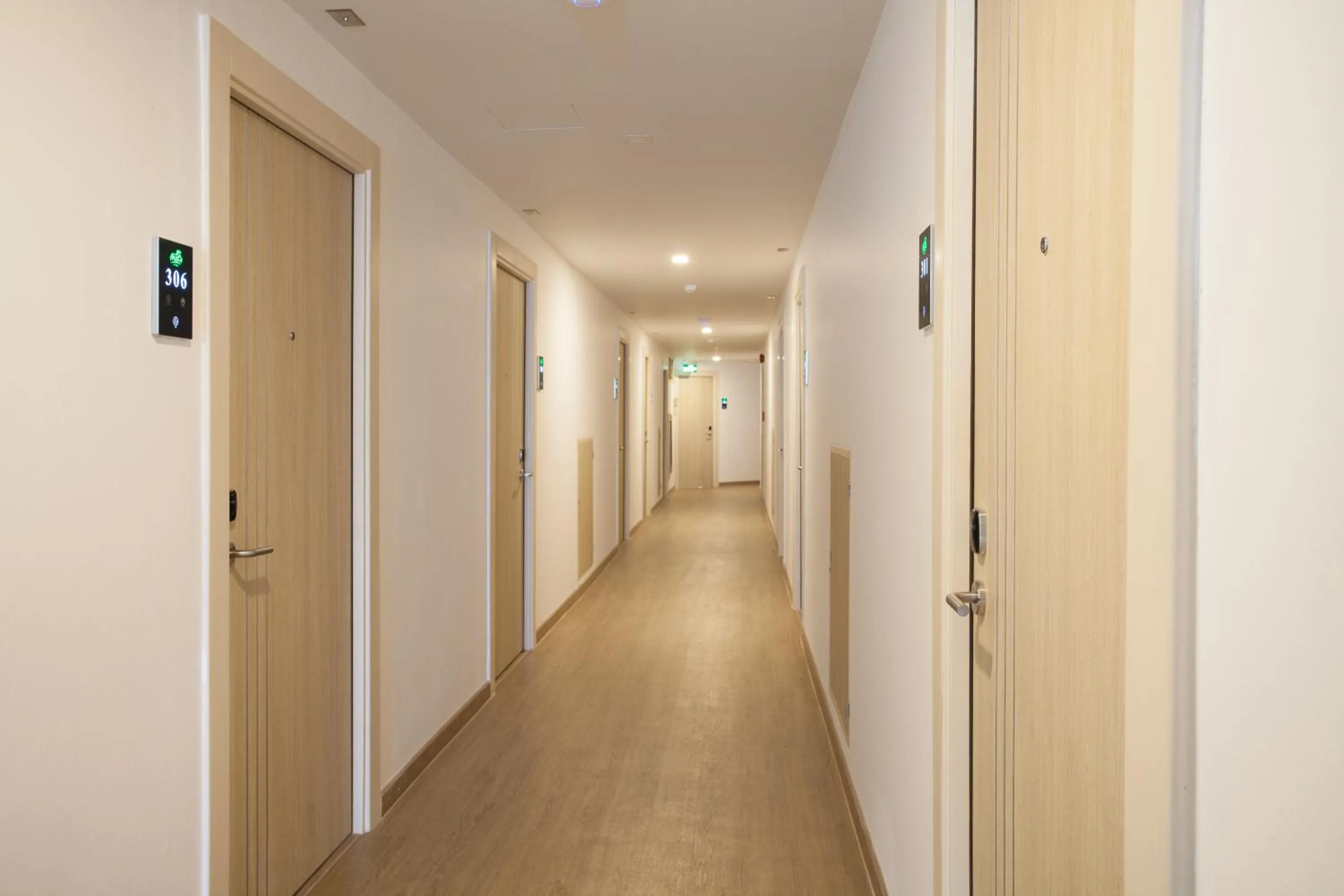 Decorative detail in Areca Lodge