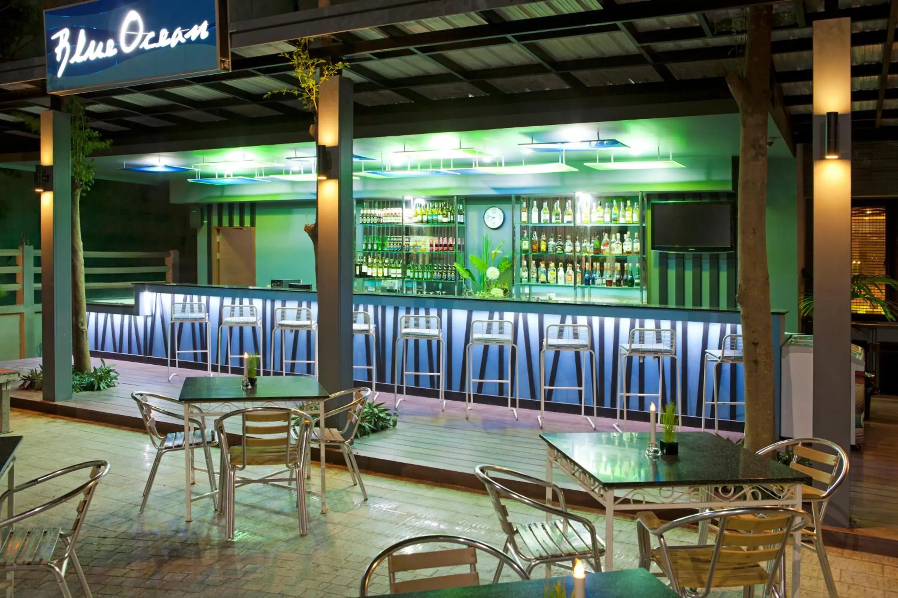 Restaurant/places to eat in Areca Lodge Restaurant/places to eat in Areca Lodge