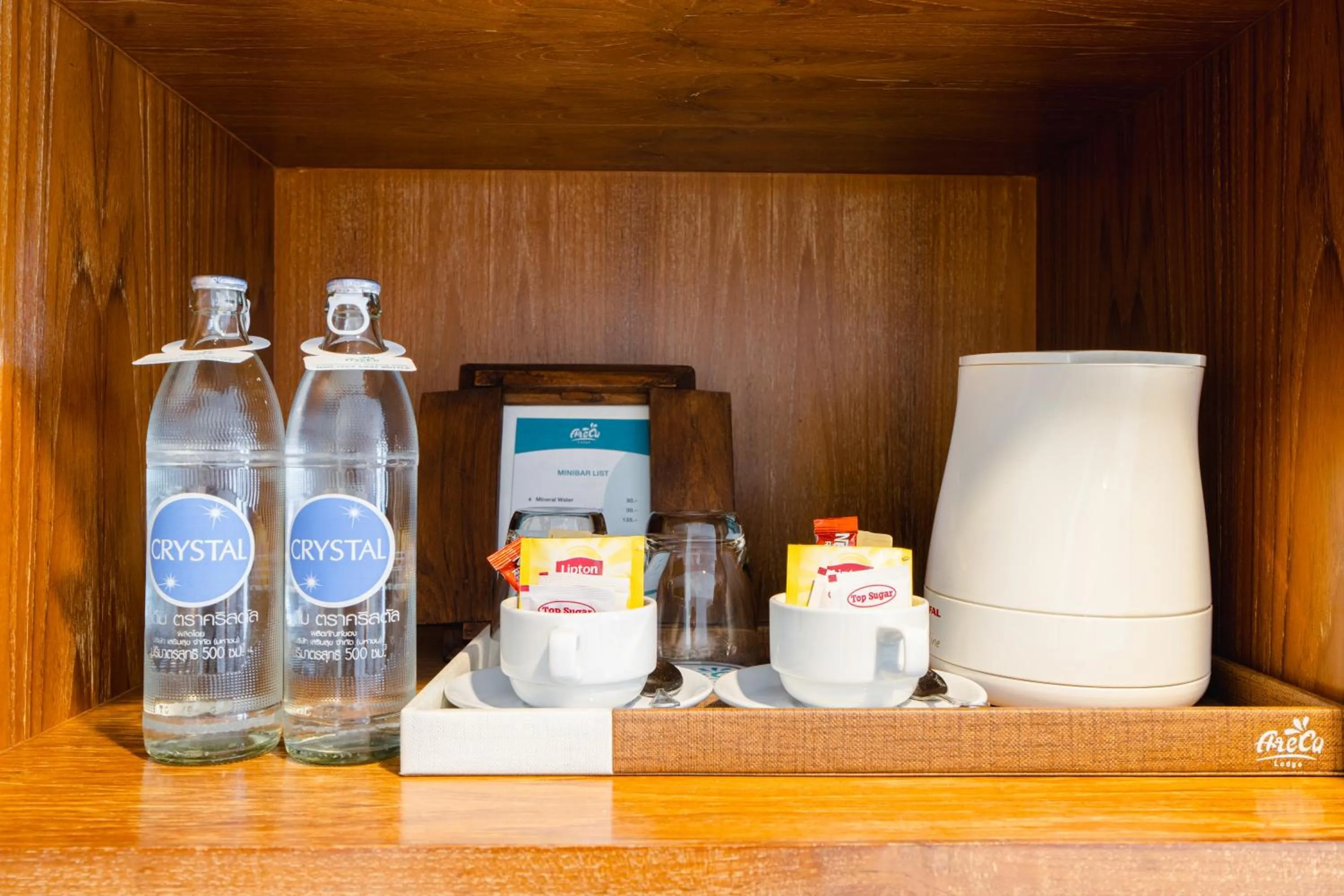 Drinks in Areca Lodge