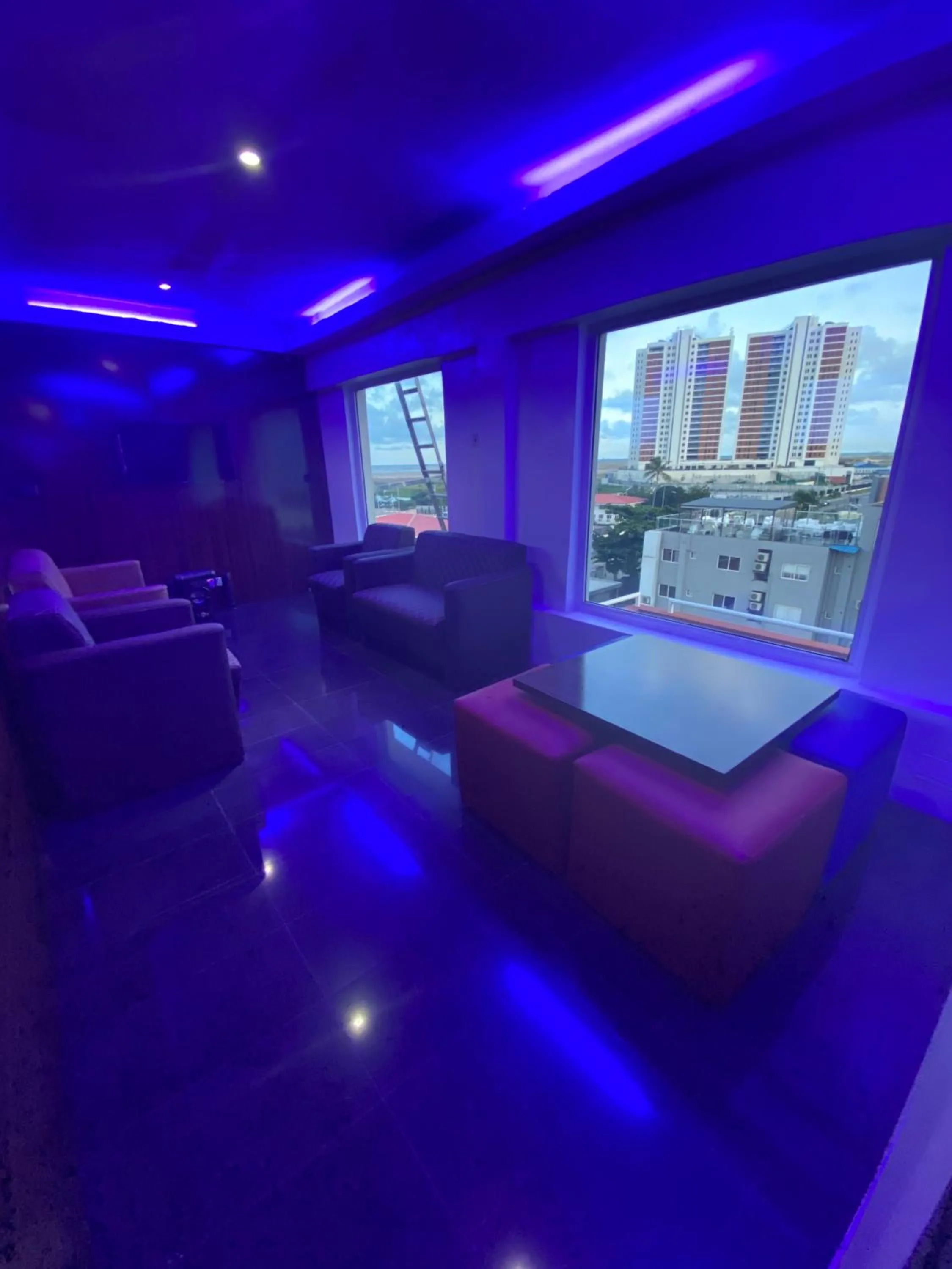 Posh Hotel and Suites Victoria Island