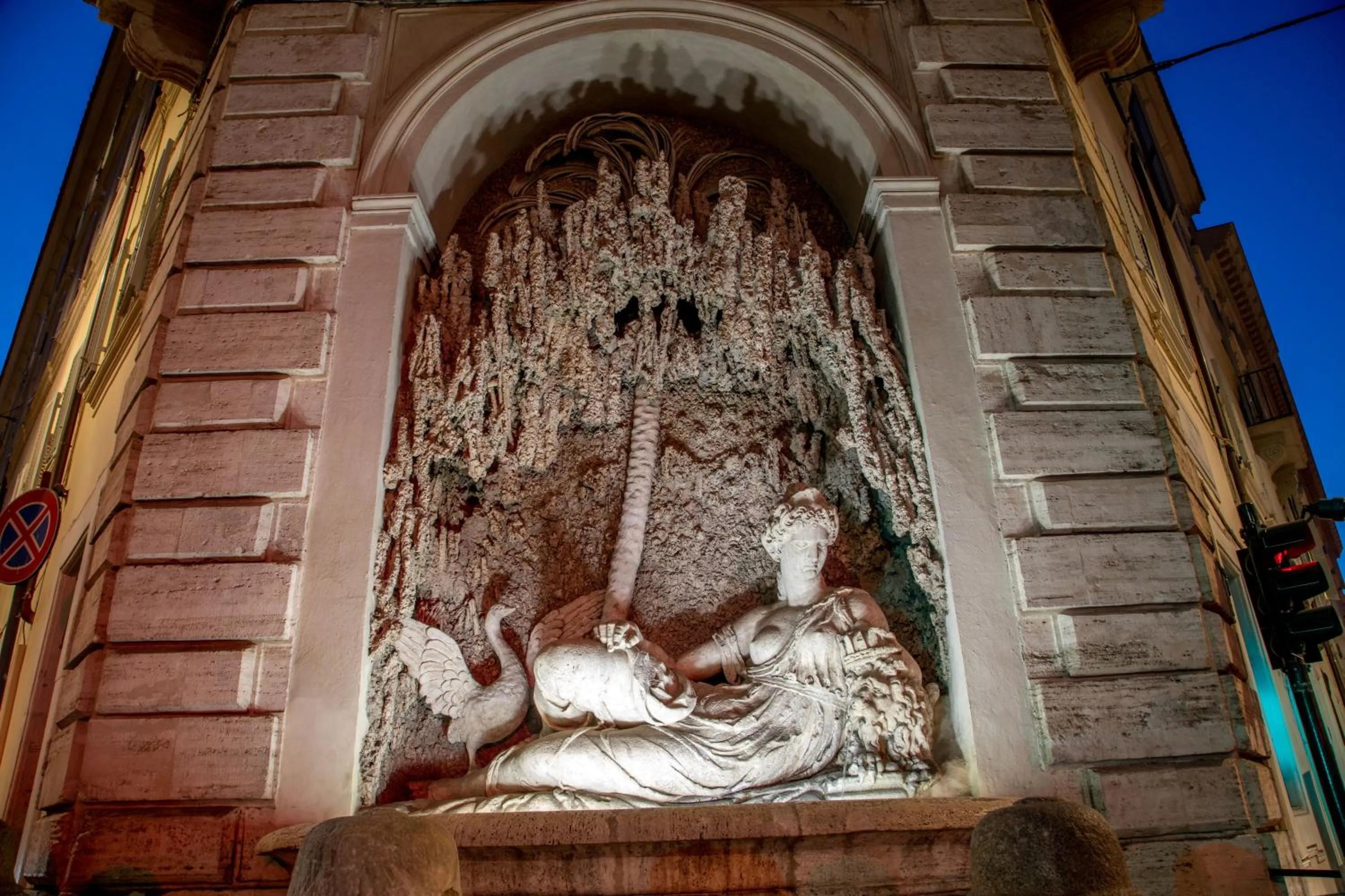 Nearby landmark in Avignonesi Suites - CA Domus Collection