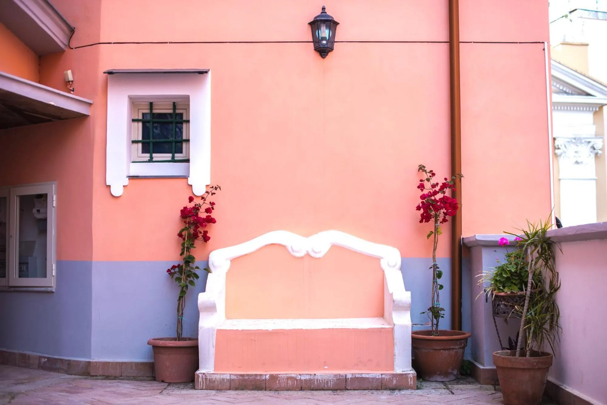 Decorative detail in Il Borghetto Apartments & Rooms