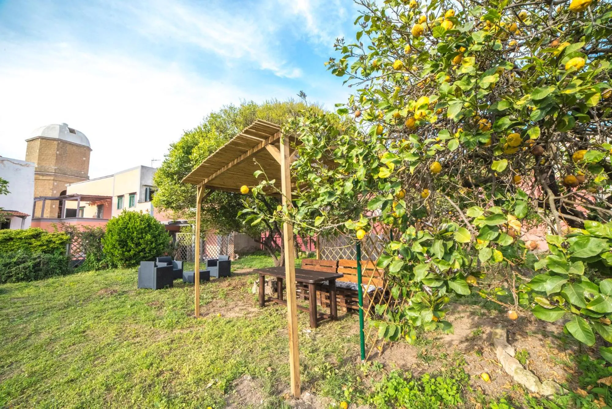 Garden in Il Borghetto Apartments & Rooms