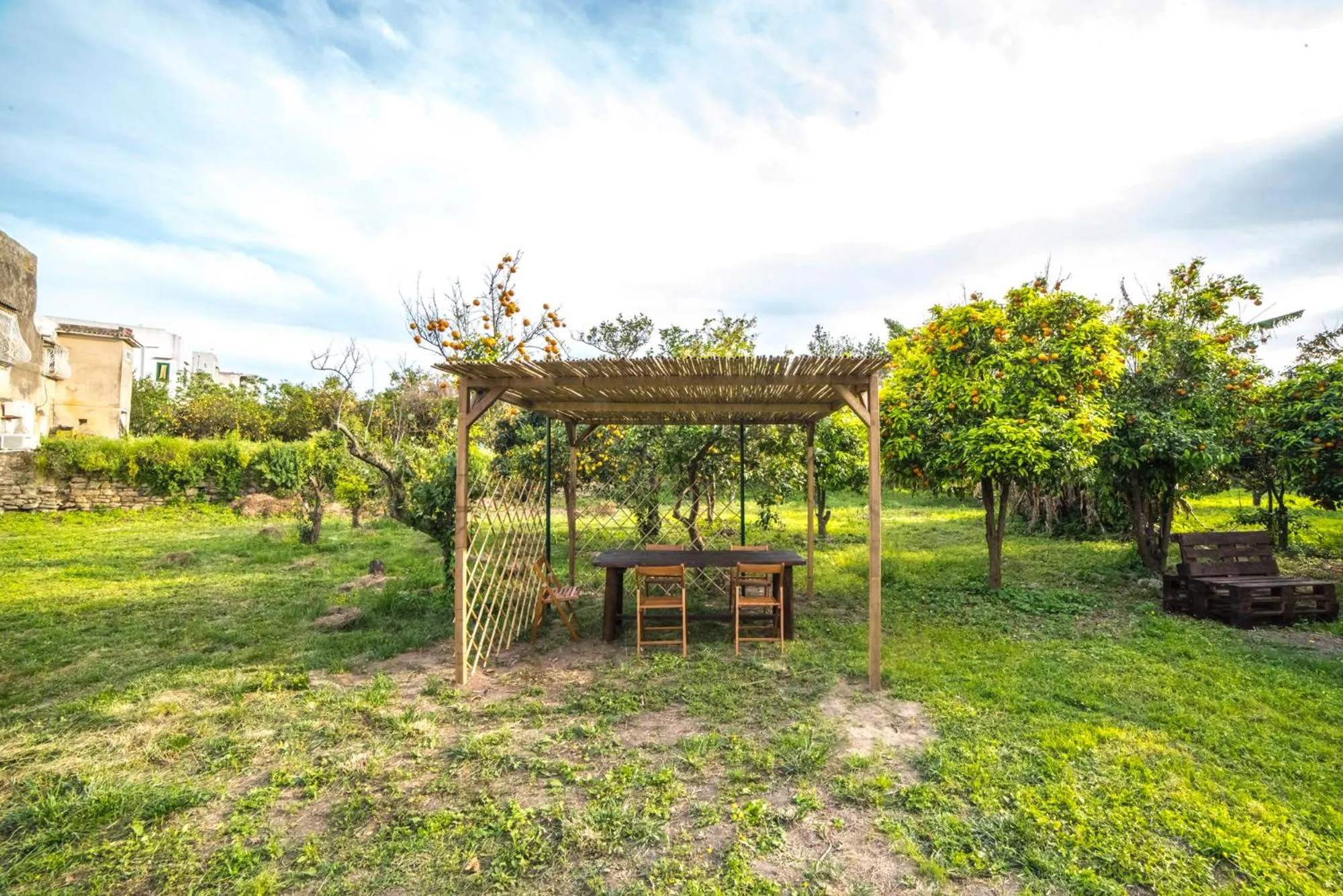 Garden in Il Borghetto Apartments & Rooms