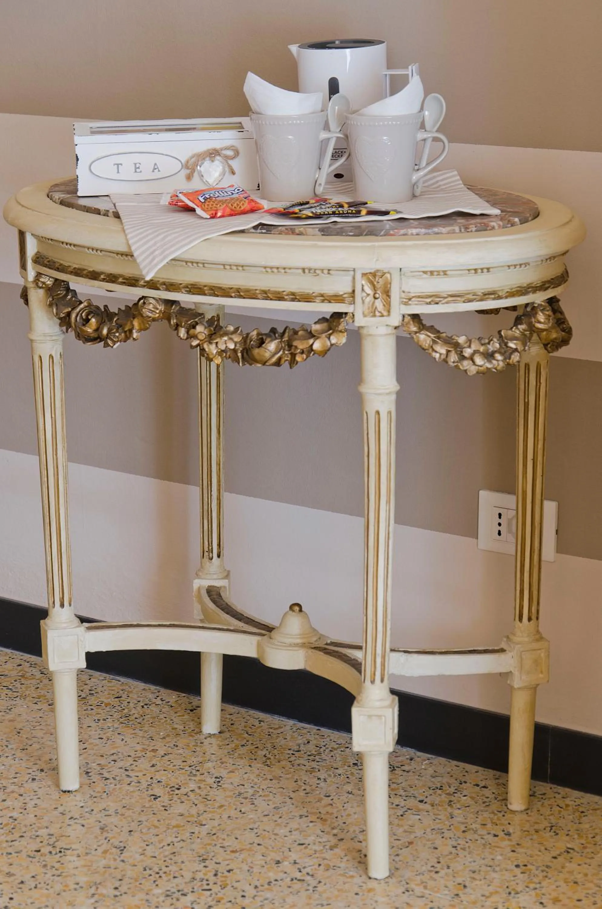 Coffee/tea facilities in Affittacamere "Angel 2"